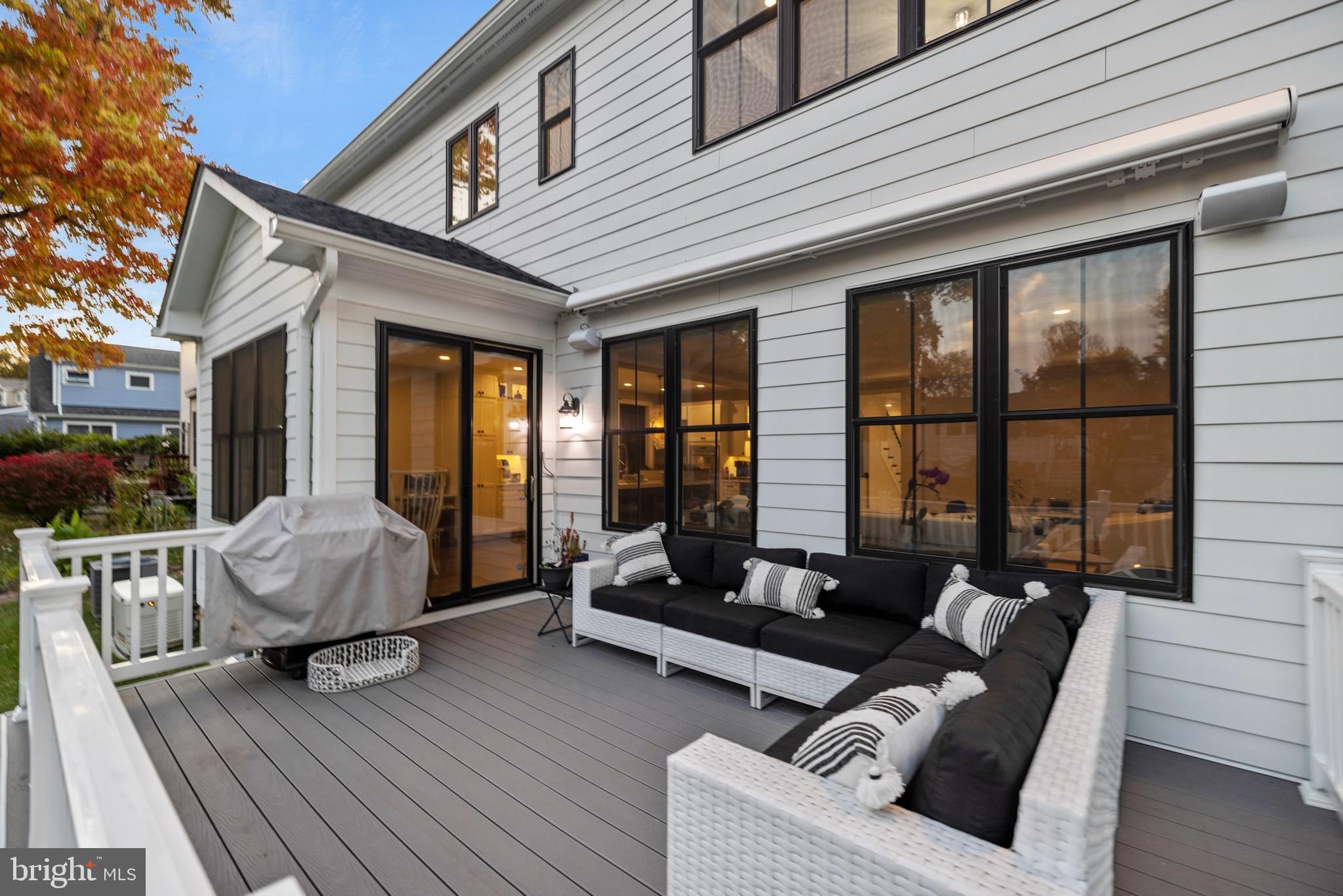 LONE OAK - Residential