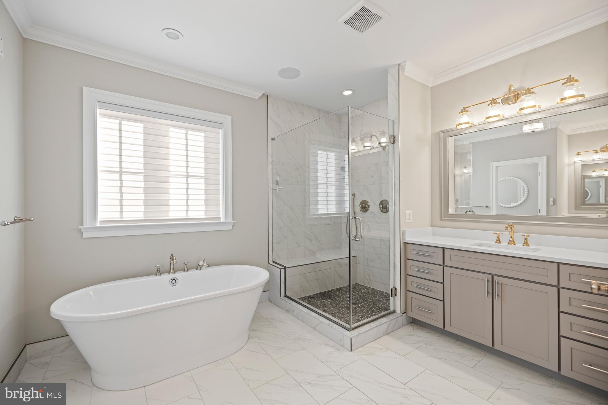 LONE OAK - Residential