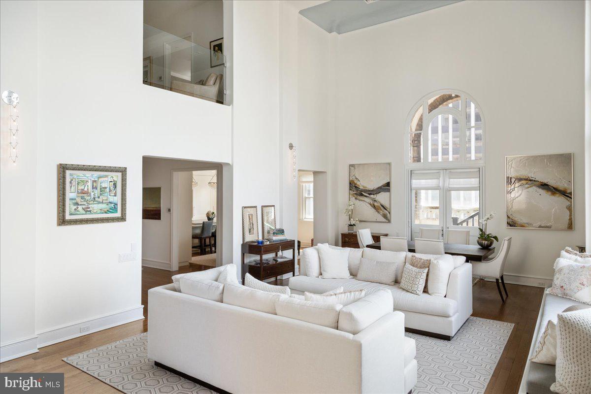 RITTENHOUSE SQUARE - Residential