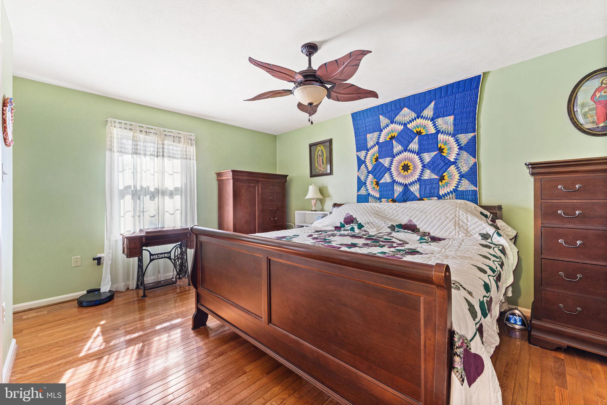 MINNIEVILLE MANOR - Residential