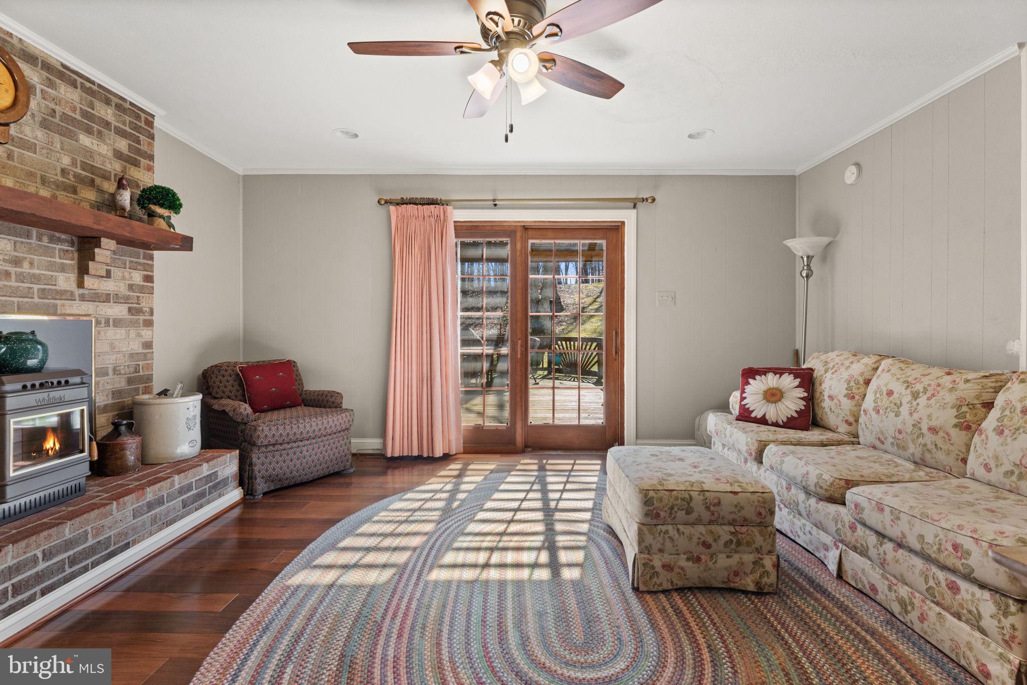 MINNIEVILLE MANOR - Residential