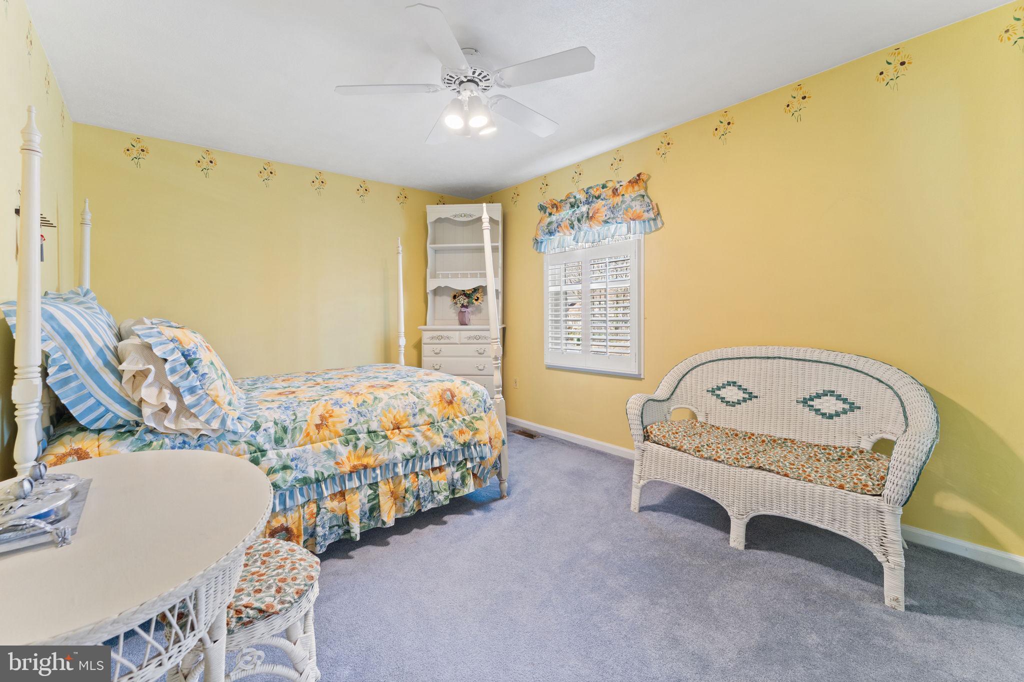 MINNIEVILLE MANOR - Residential