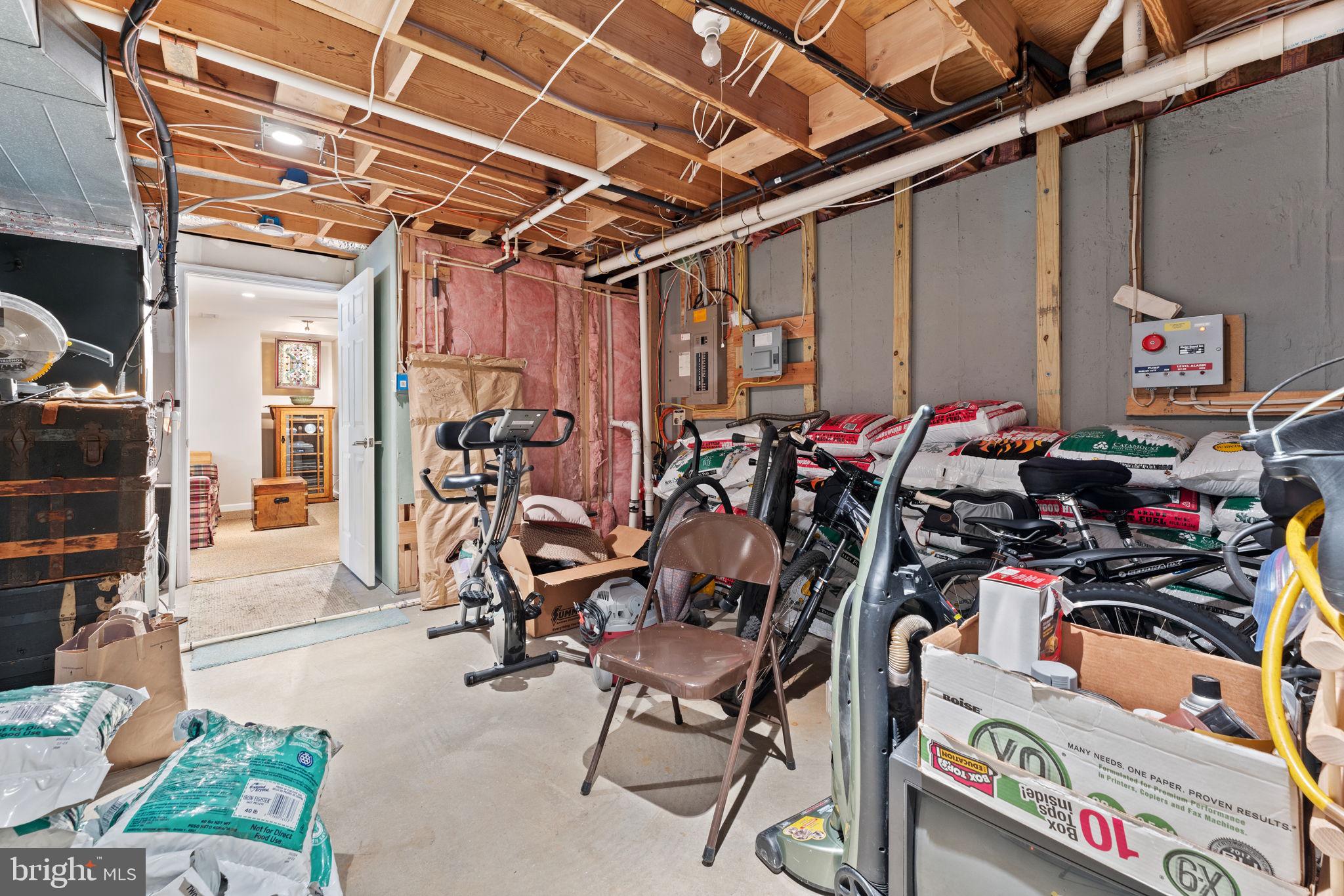 MINNIEVILLE MANOR - Residential