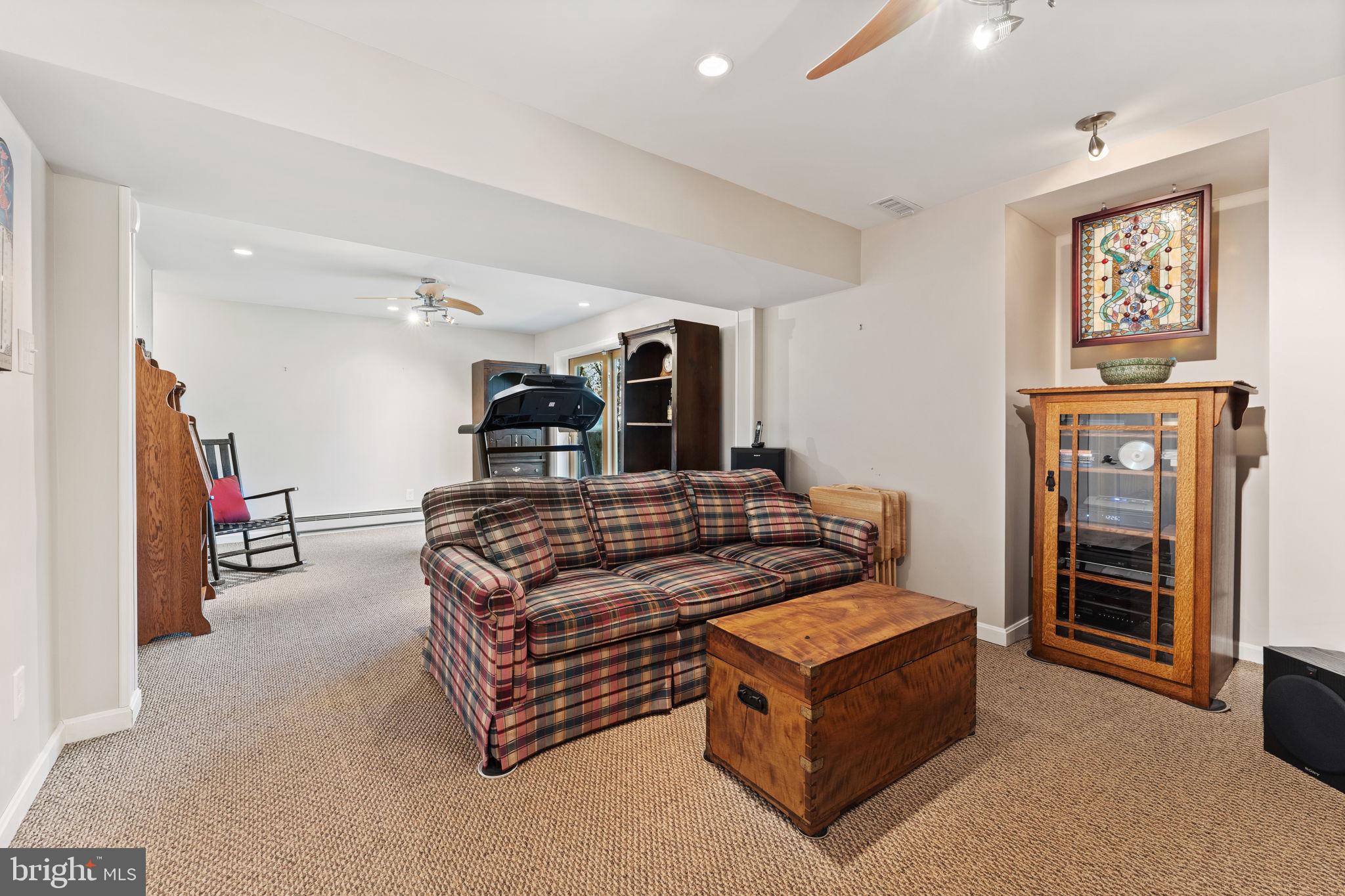 MINNIEVILLE MANOR - Residential