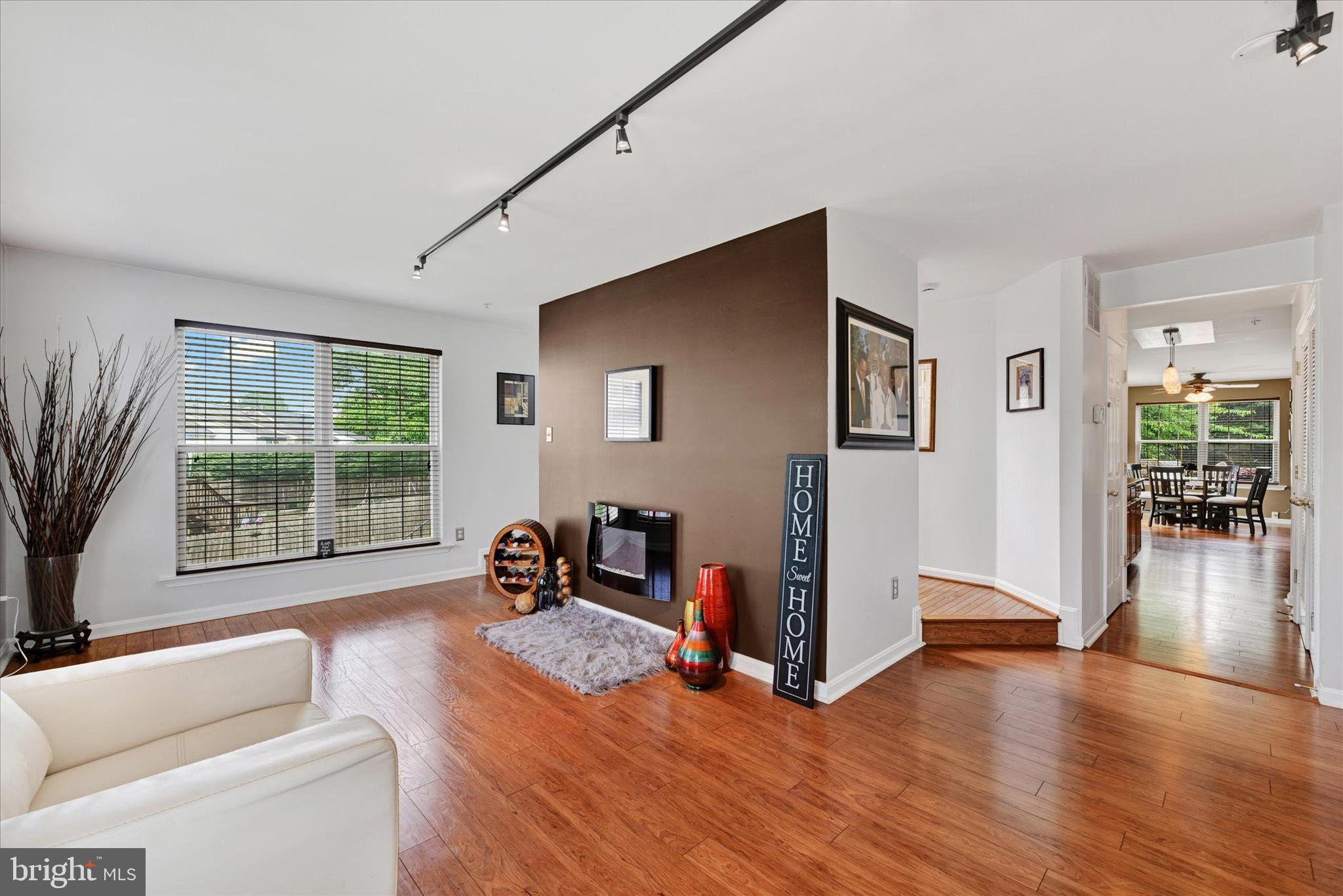 2217 TIDAL VIEW GARTH