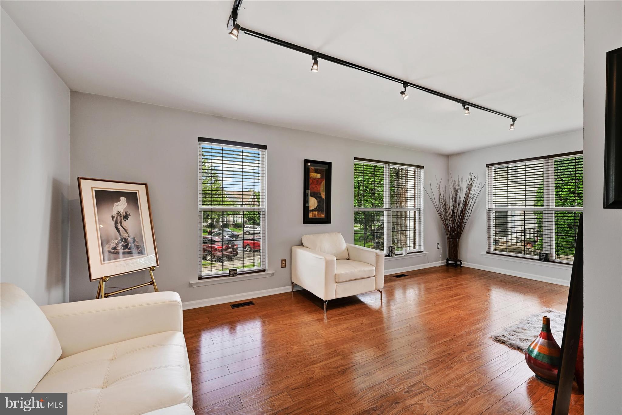 2217 TIDAL VIEW GARTH