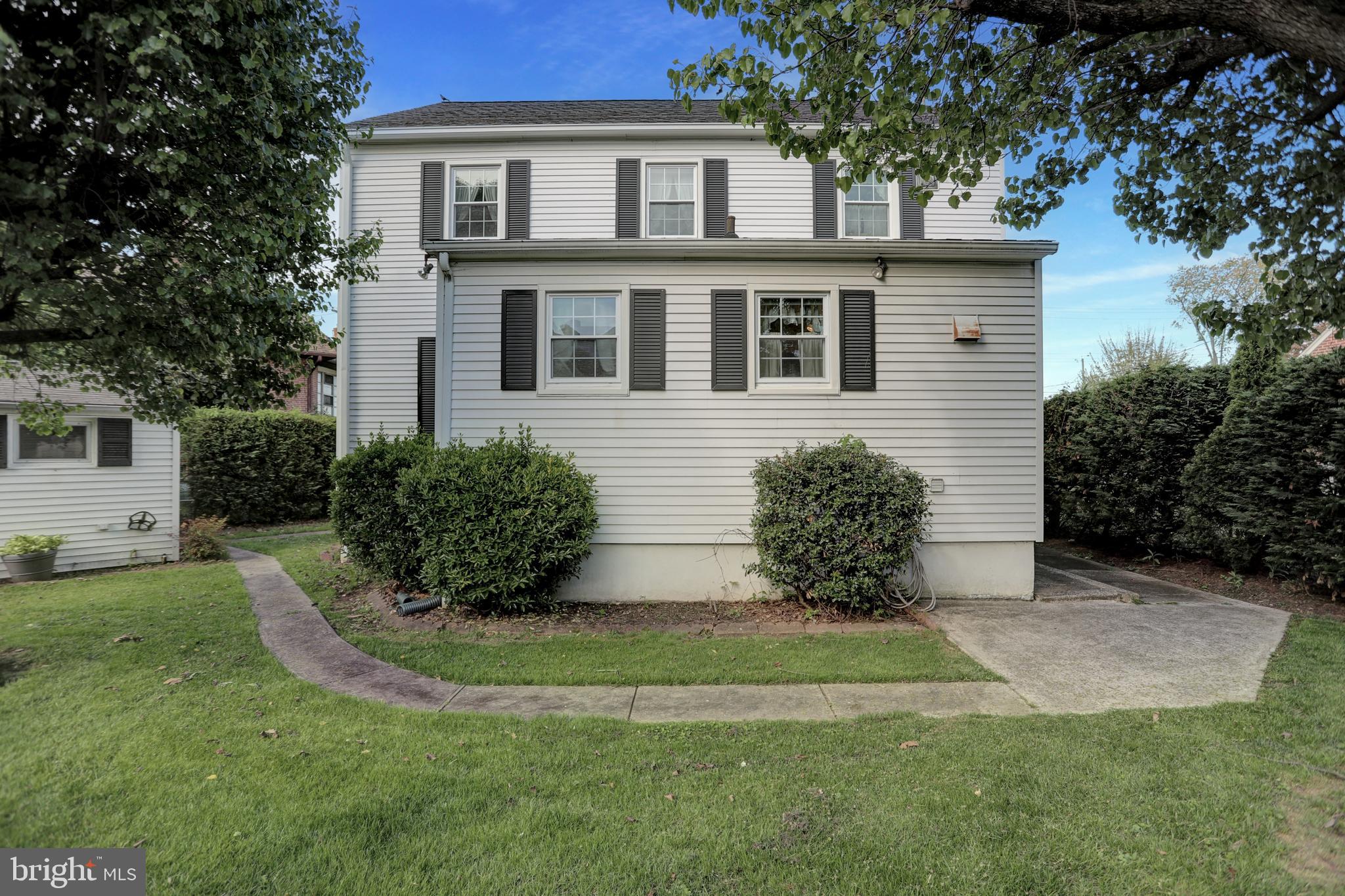 MIDDLE RIVER - Residential