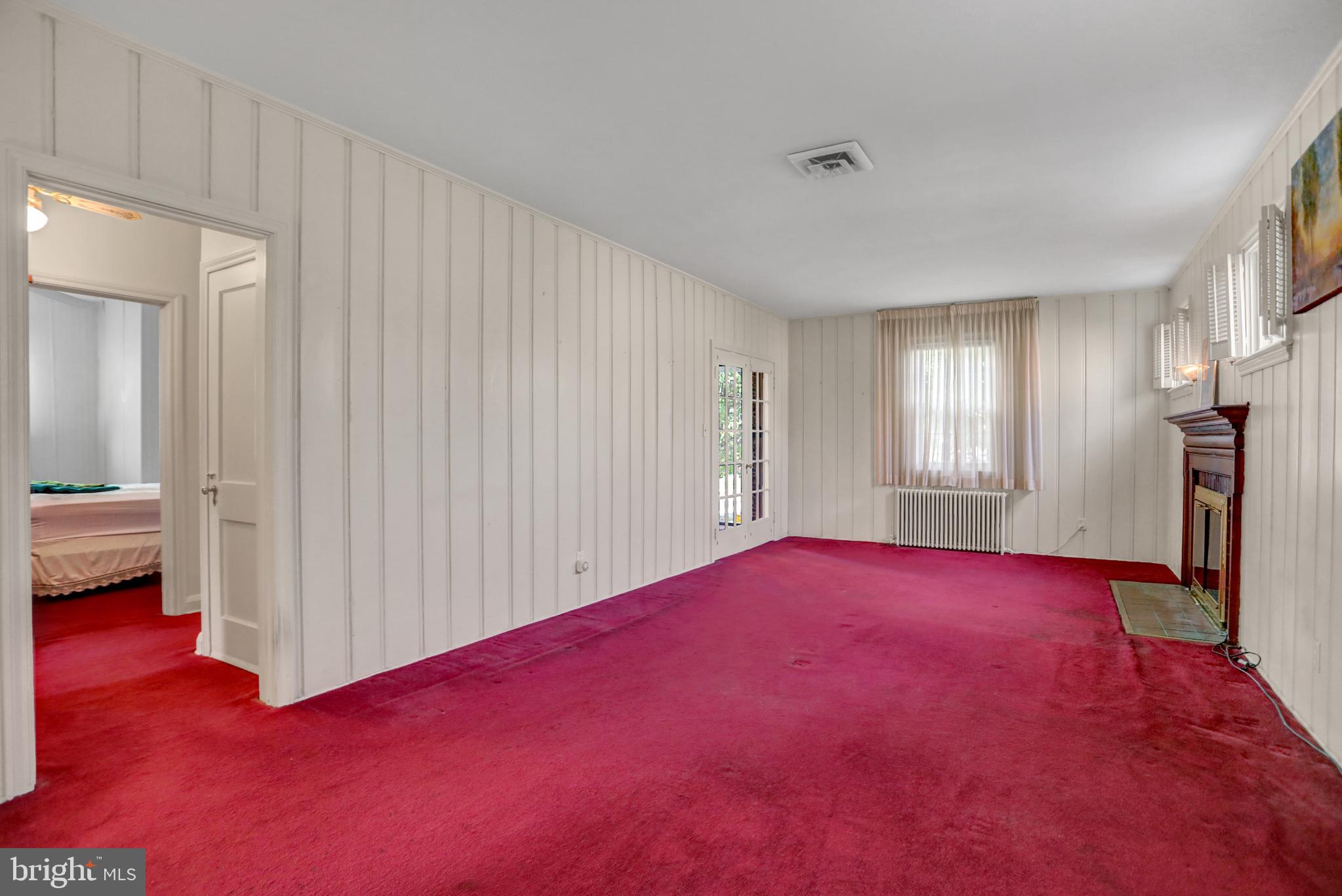 MIDDLE RIVER - Residential