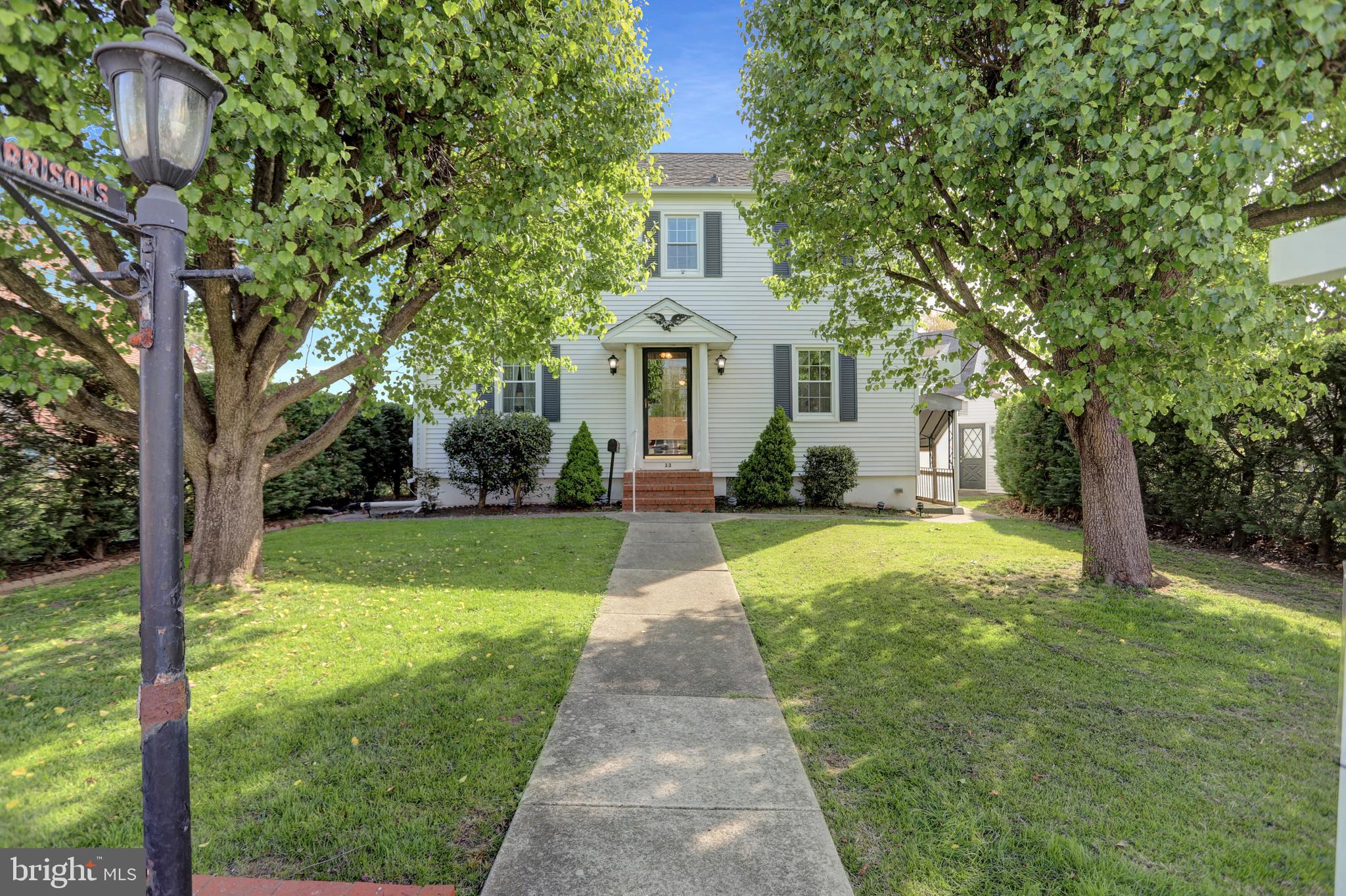 MIDDLE RIVER - Residential