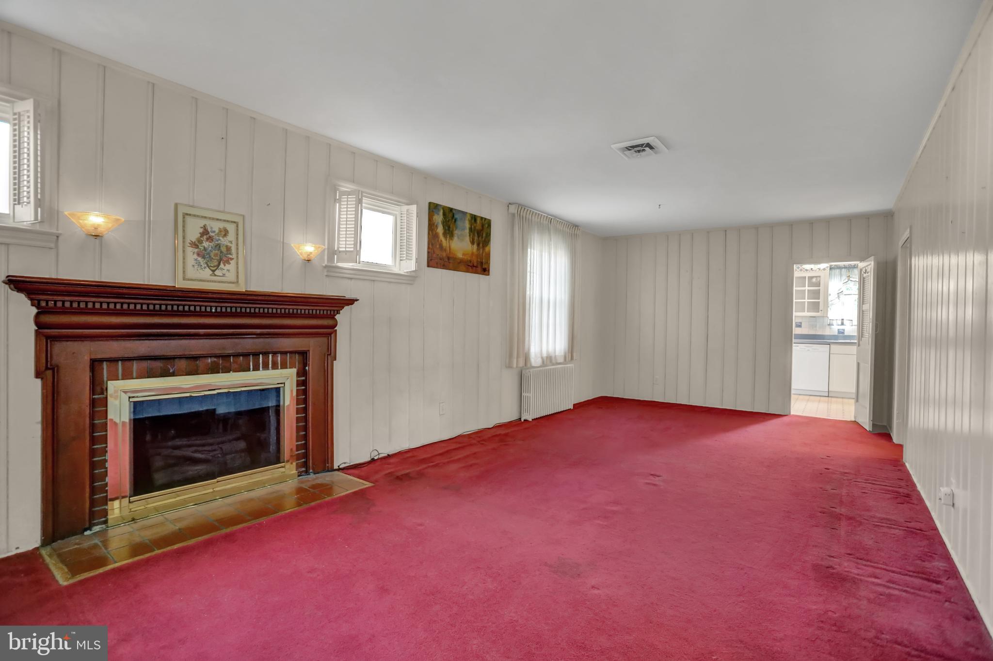 MIDDLE RIVER - Residential