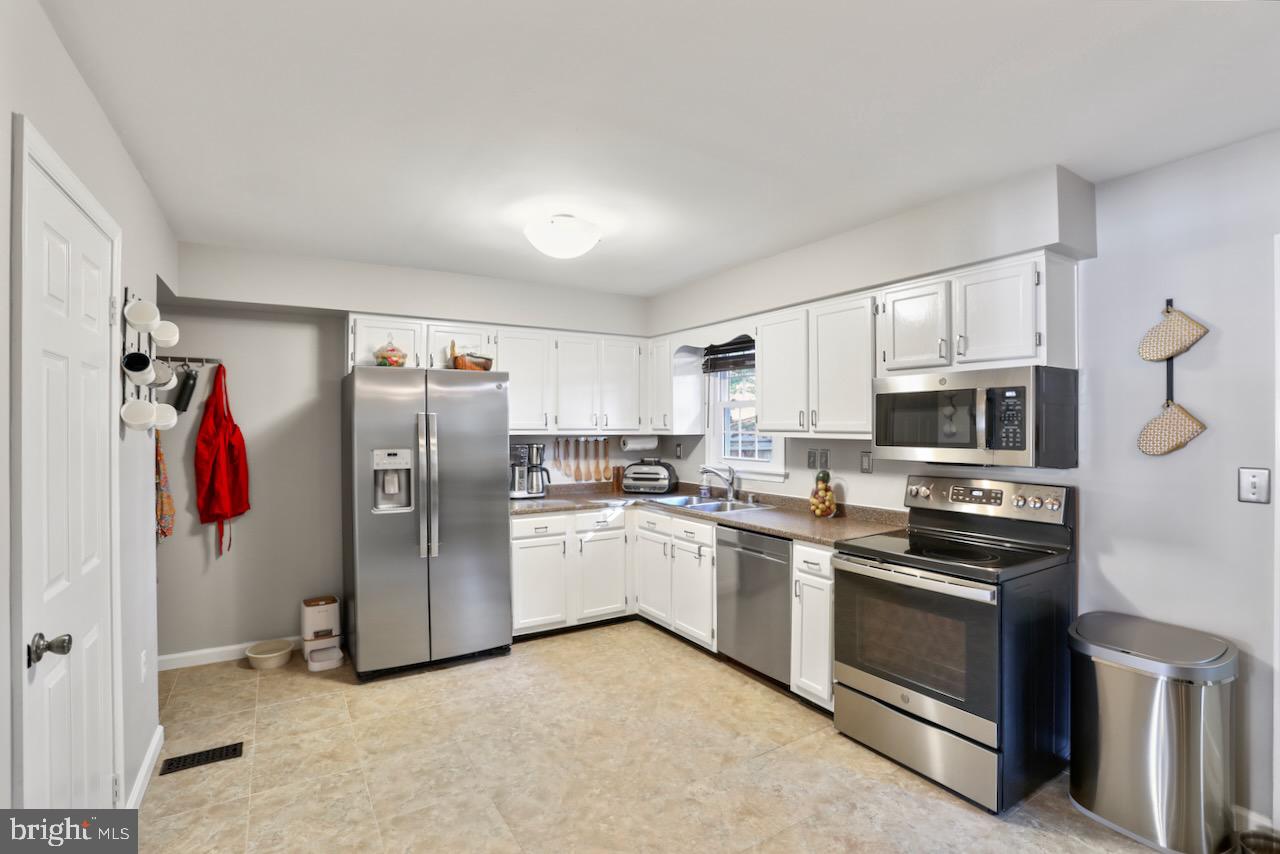 VILLAGE OF TALL OAKS - Residential