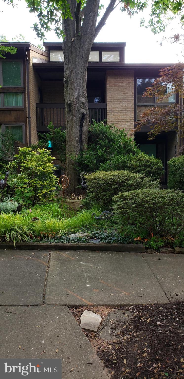 LAKEWINDS - Residential