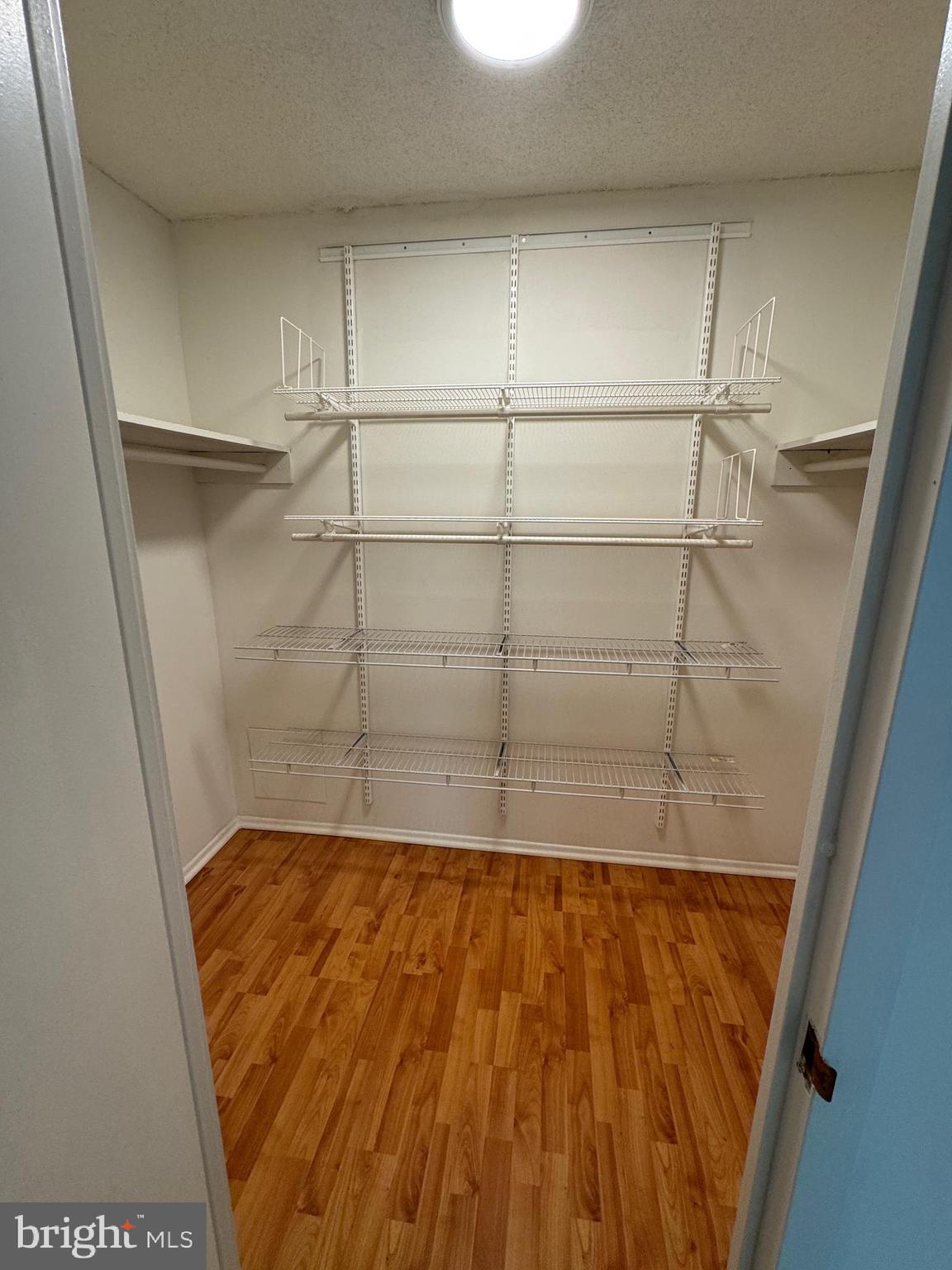 PROMENADE TOWERS - Residential Lease