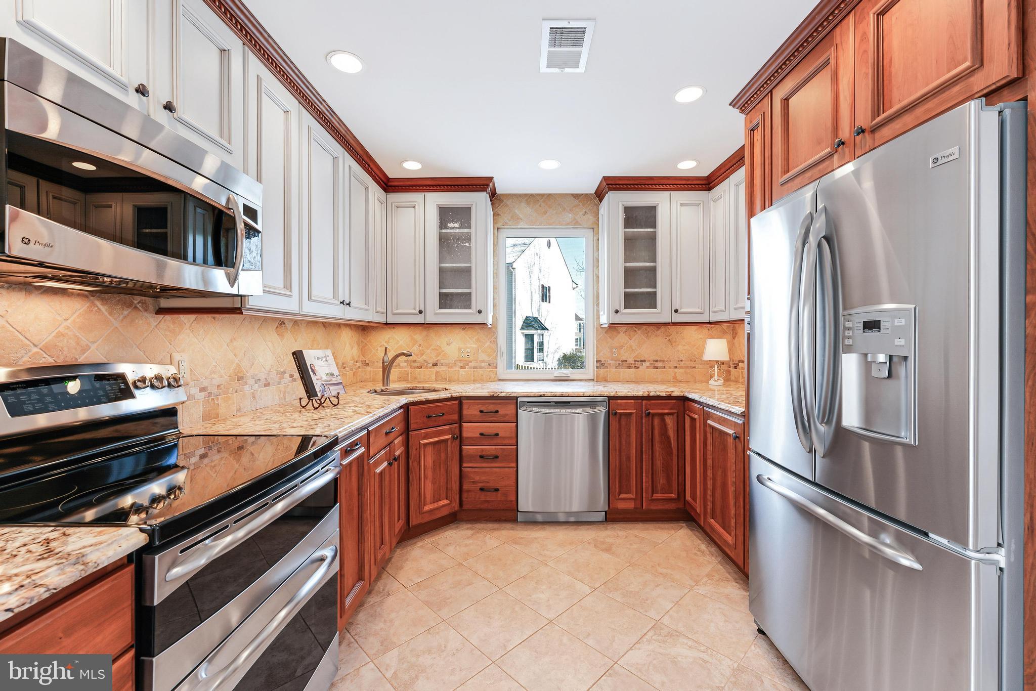 FRANKLIN GLEN - Residential