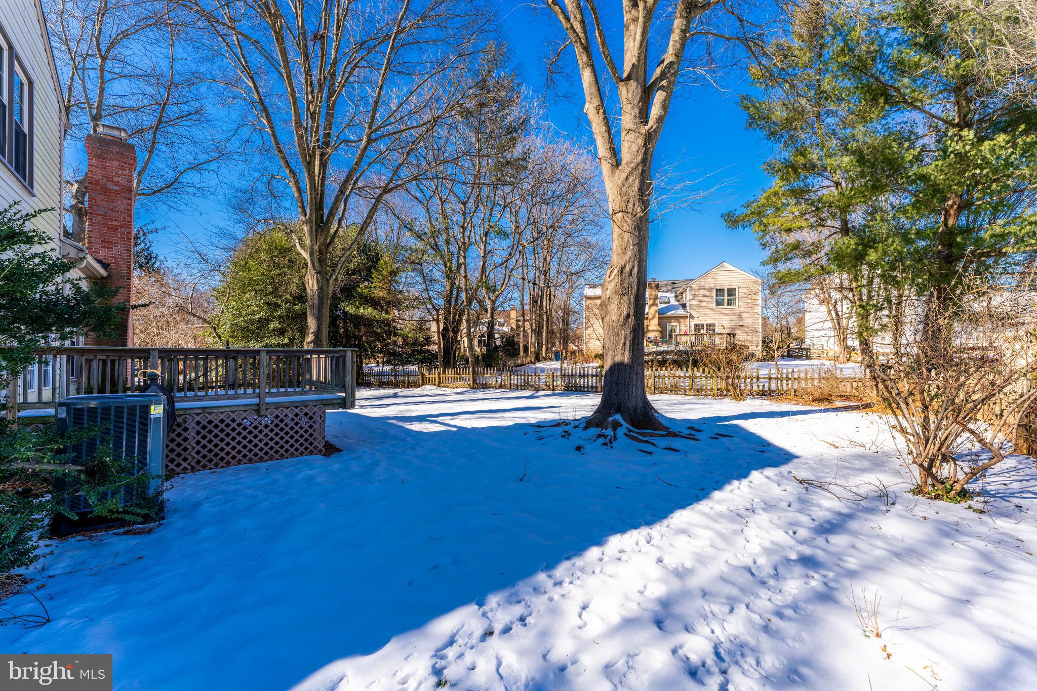 FRANKLIN GLEN - Residential