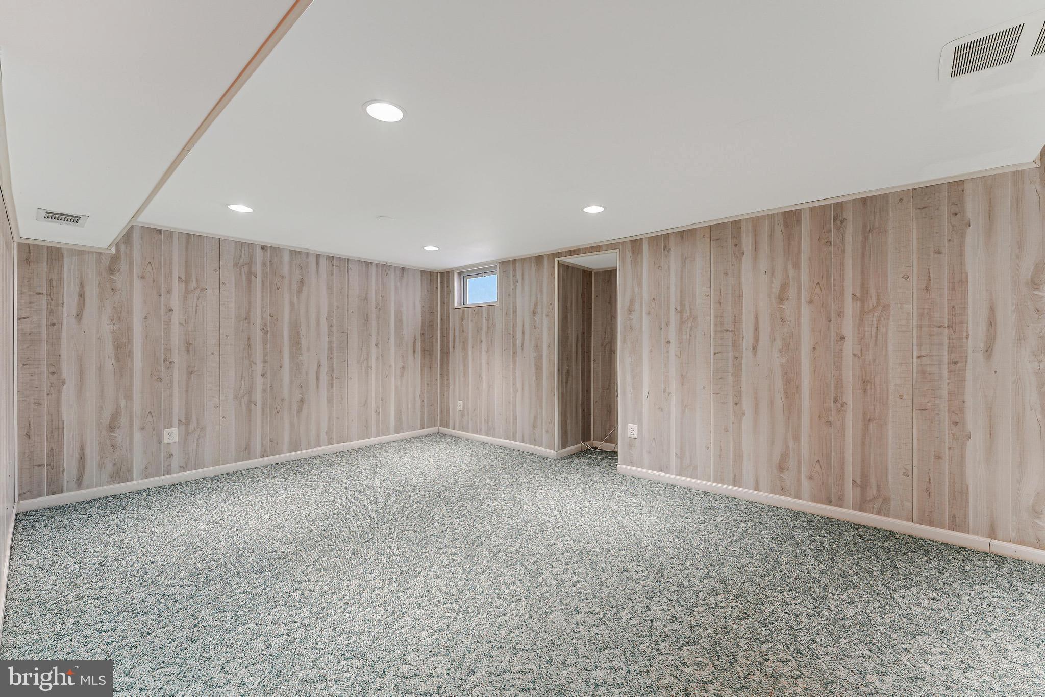 FRANKLIN GLEN - Residential