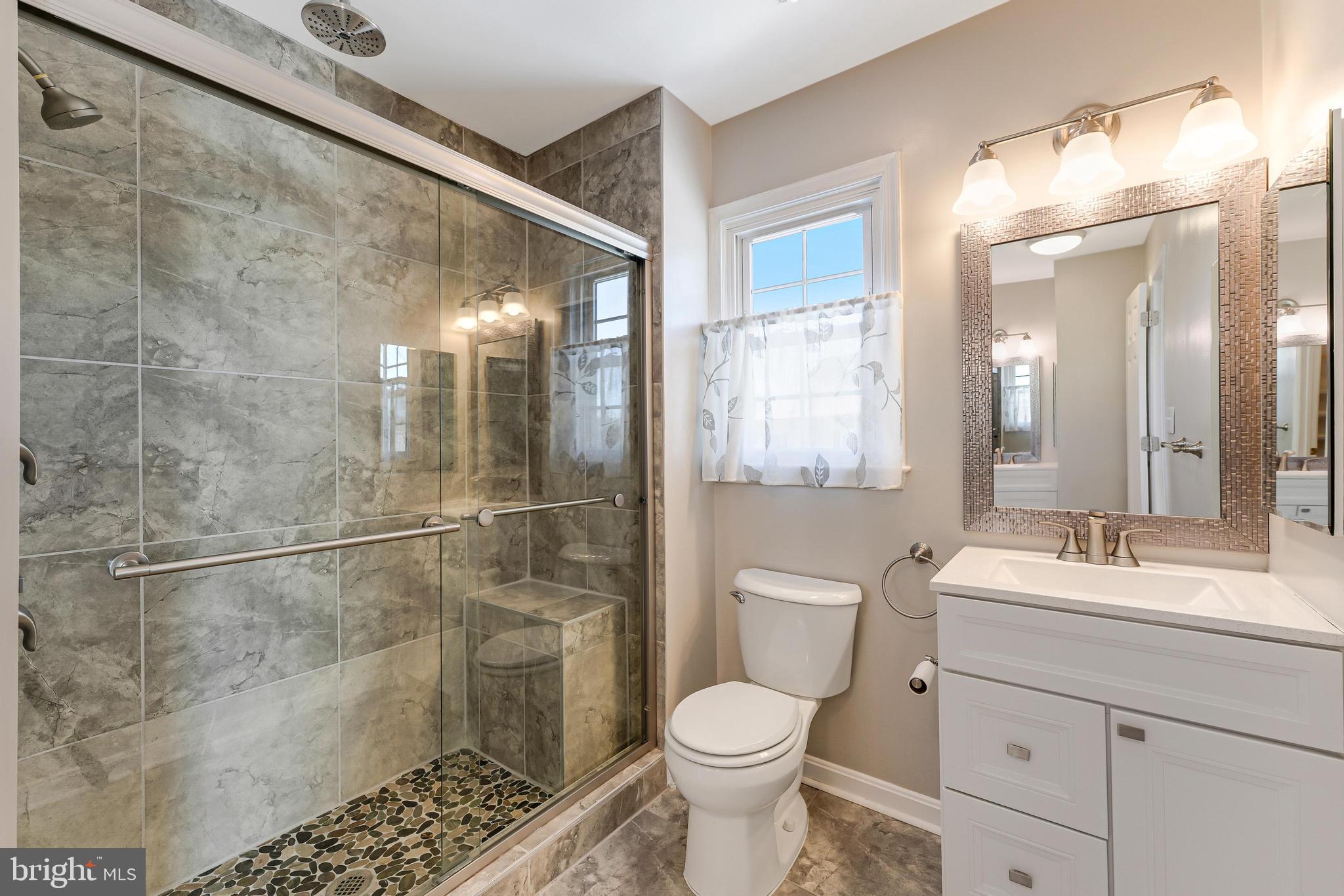 FRANKLIN GLEN - Residential