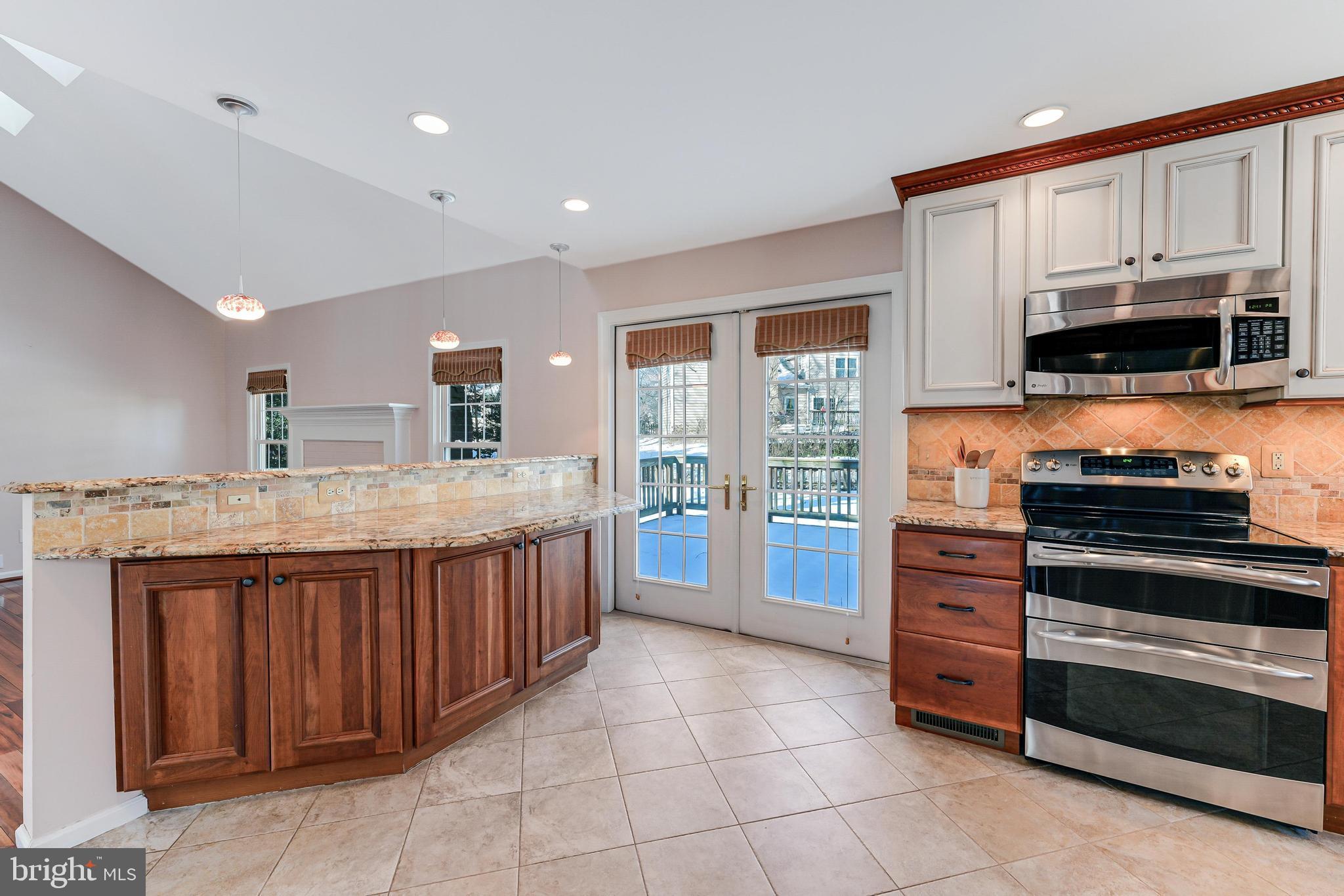 FRANKLIN GLEN - Residential