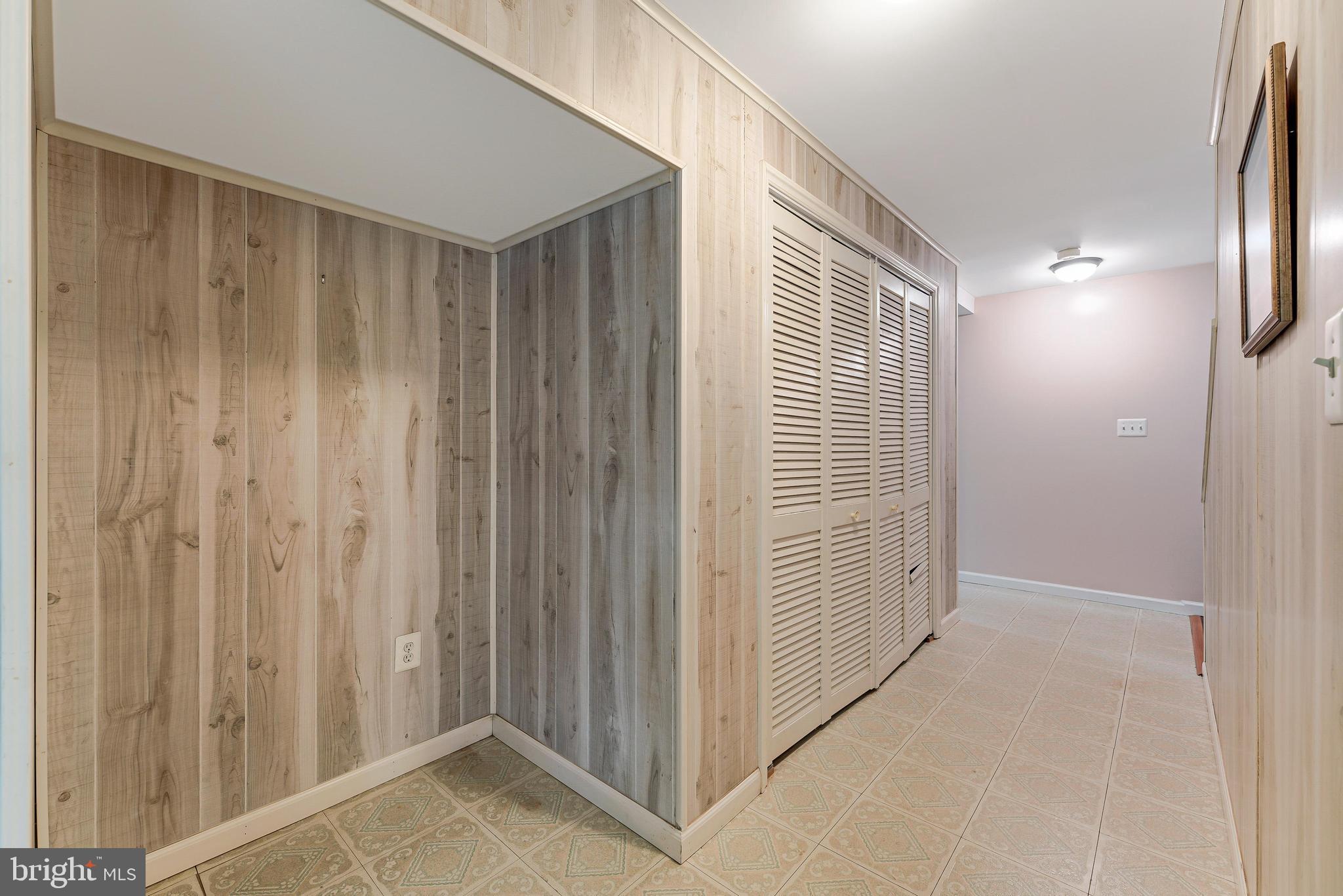 FRANKLIN GLEN - Residential