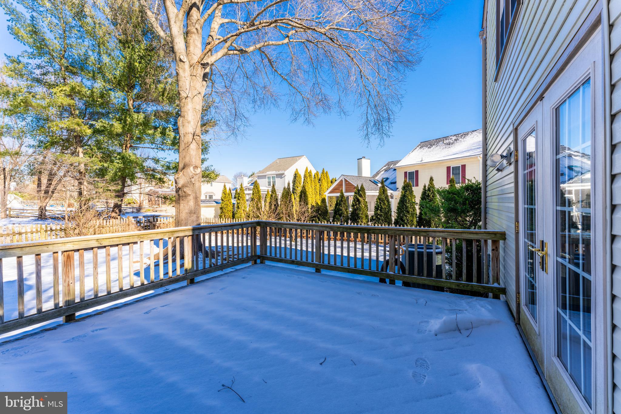 FRANKLIN GLEN - Residential