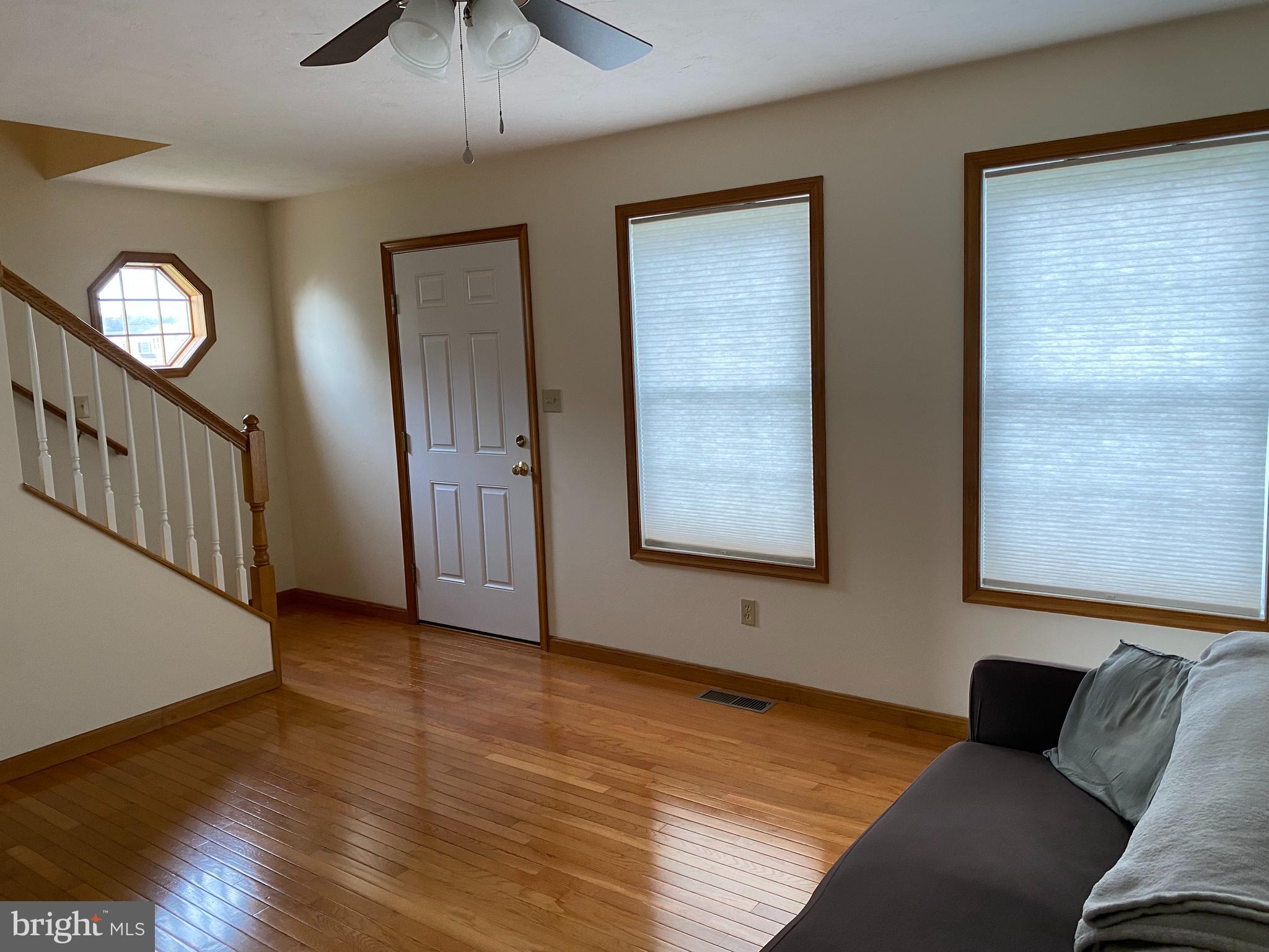 COLONIAL RIDGE - Residential