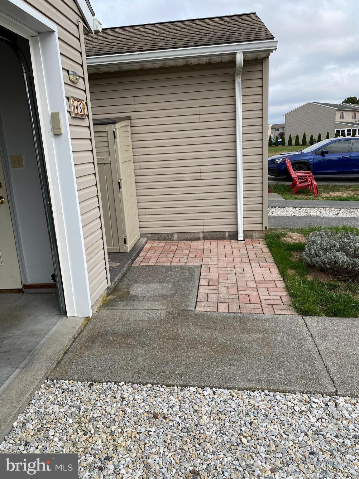 COLONIAL RIDGE - Residential