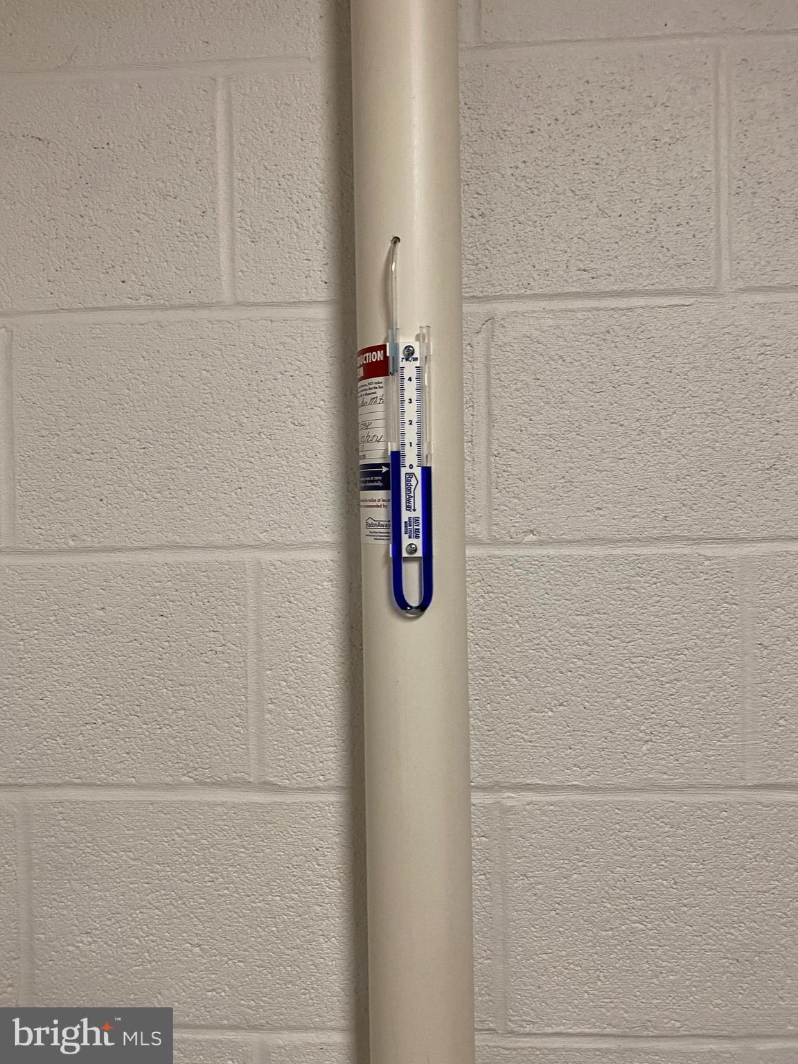 COLONIAL RIDGE - Residential