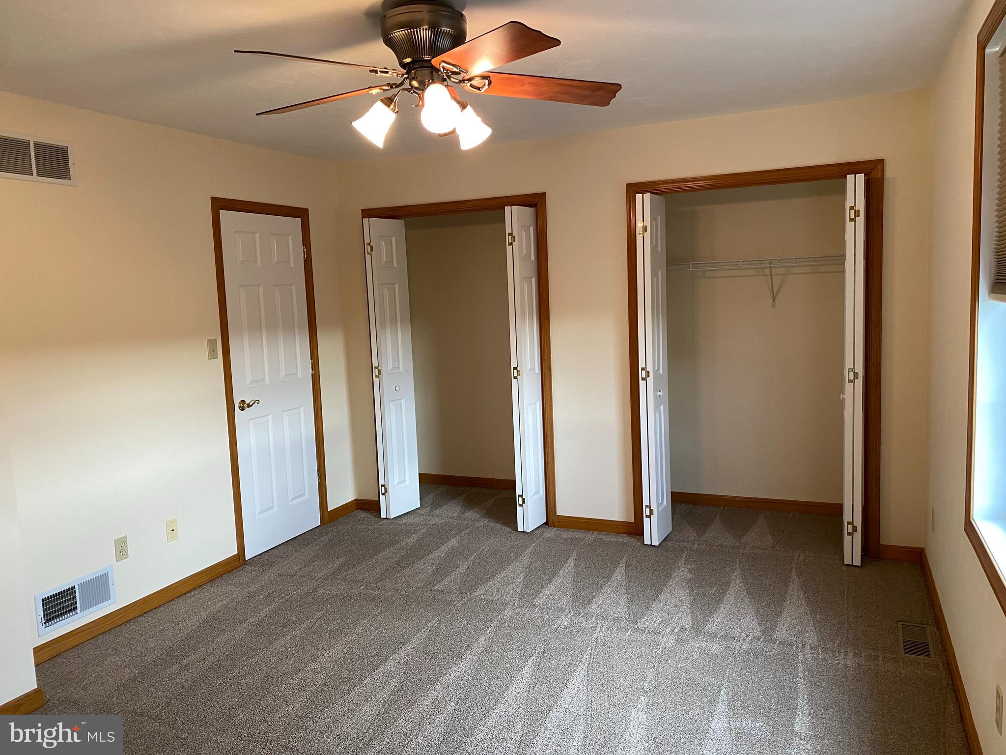 COLONIAL RIDGE - Residential