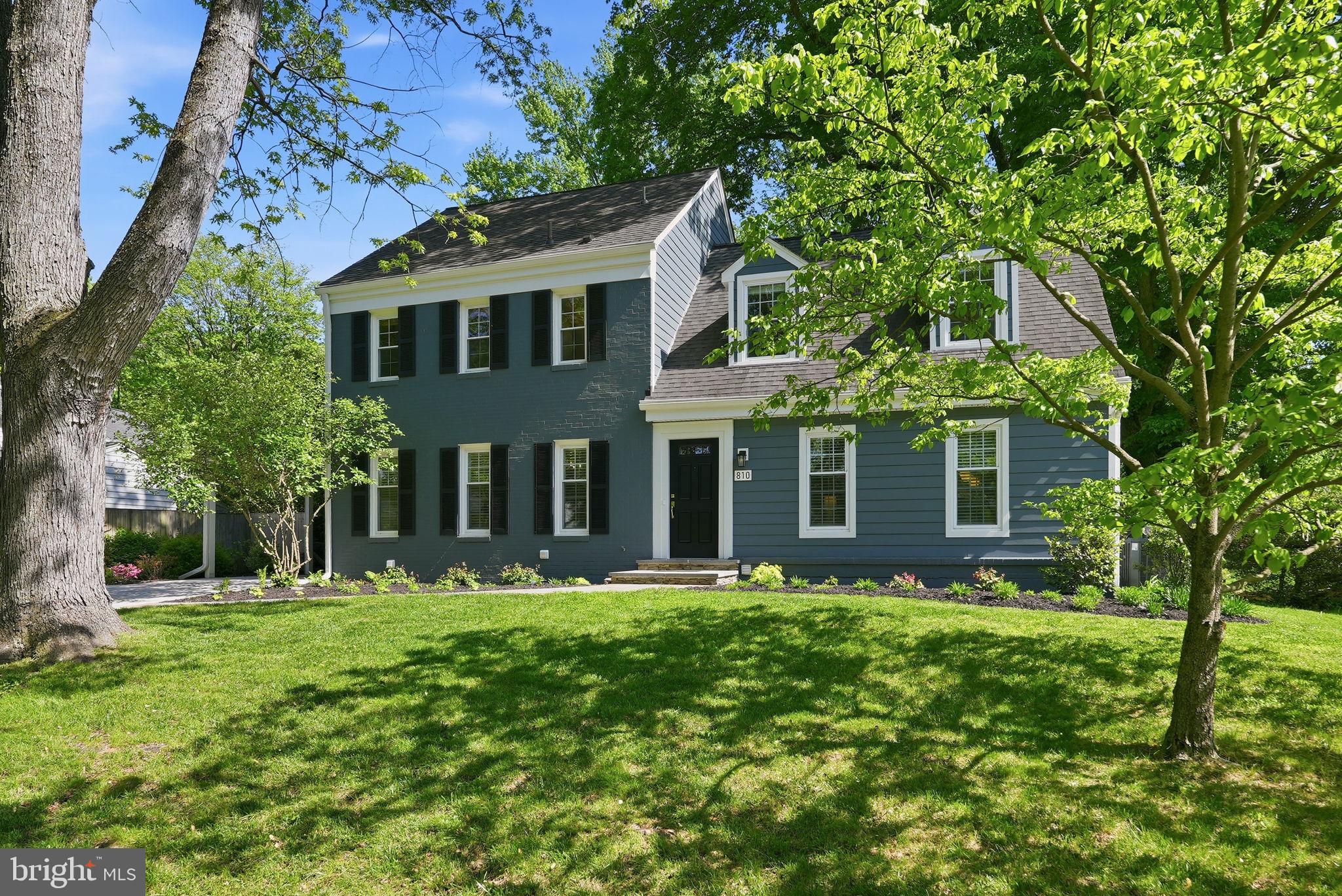 COLLEGE GARDENS - Residential