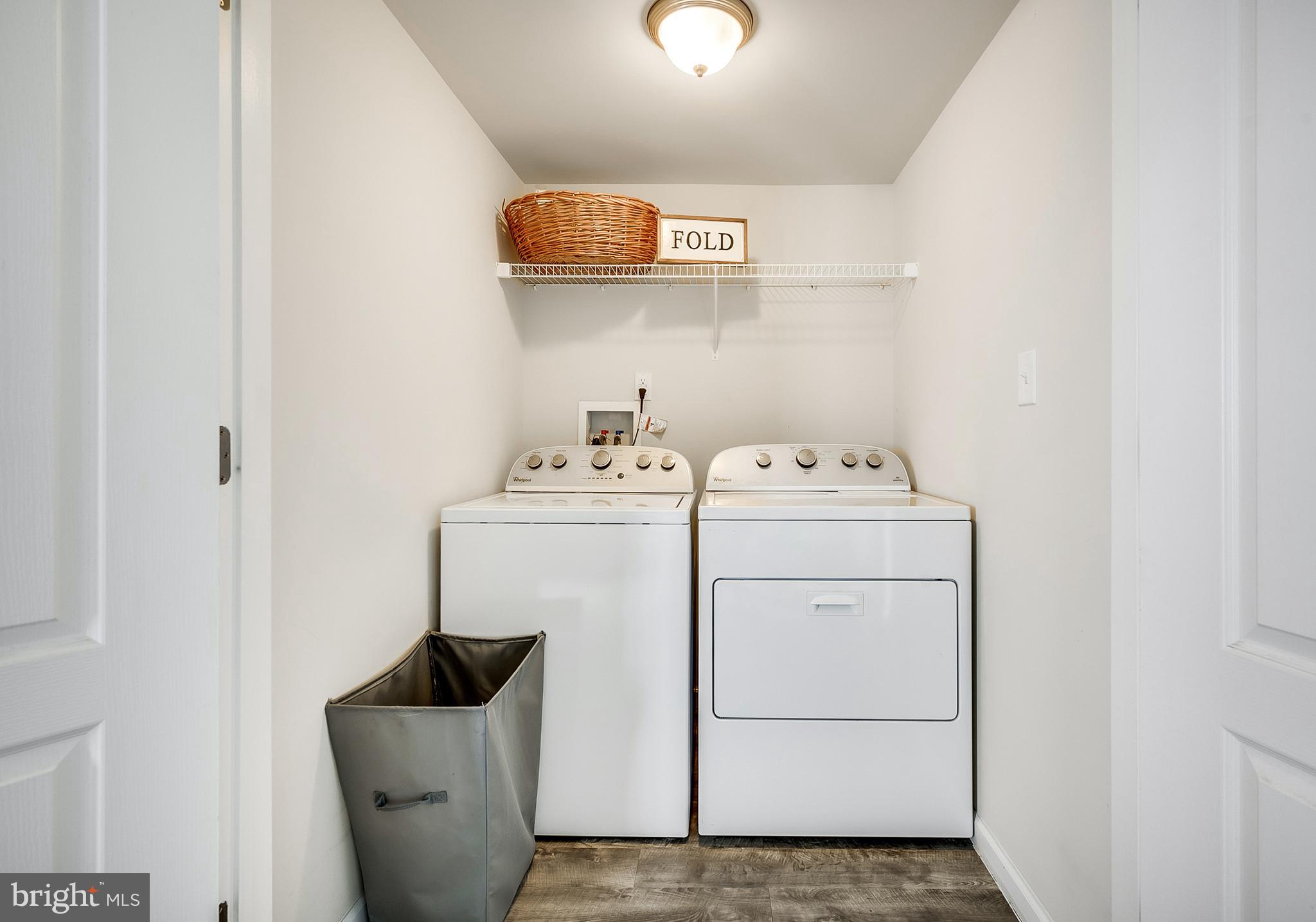 LAKELAND PLACE - Residential