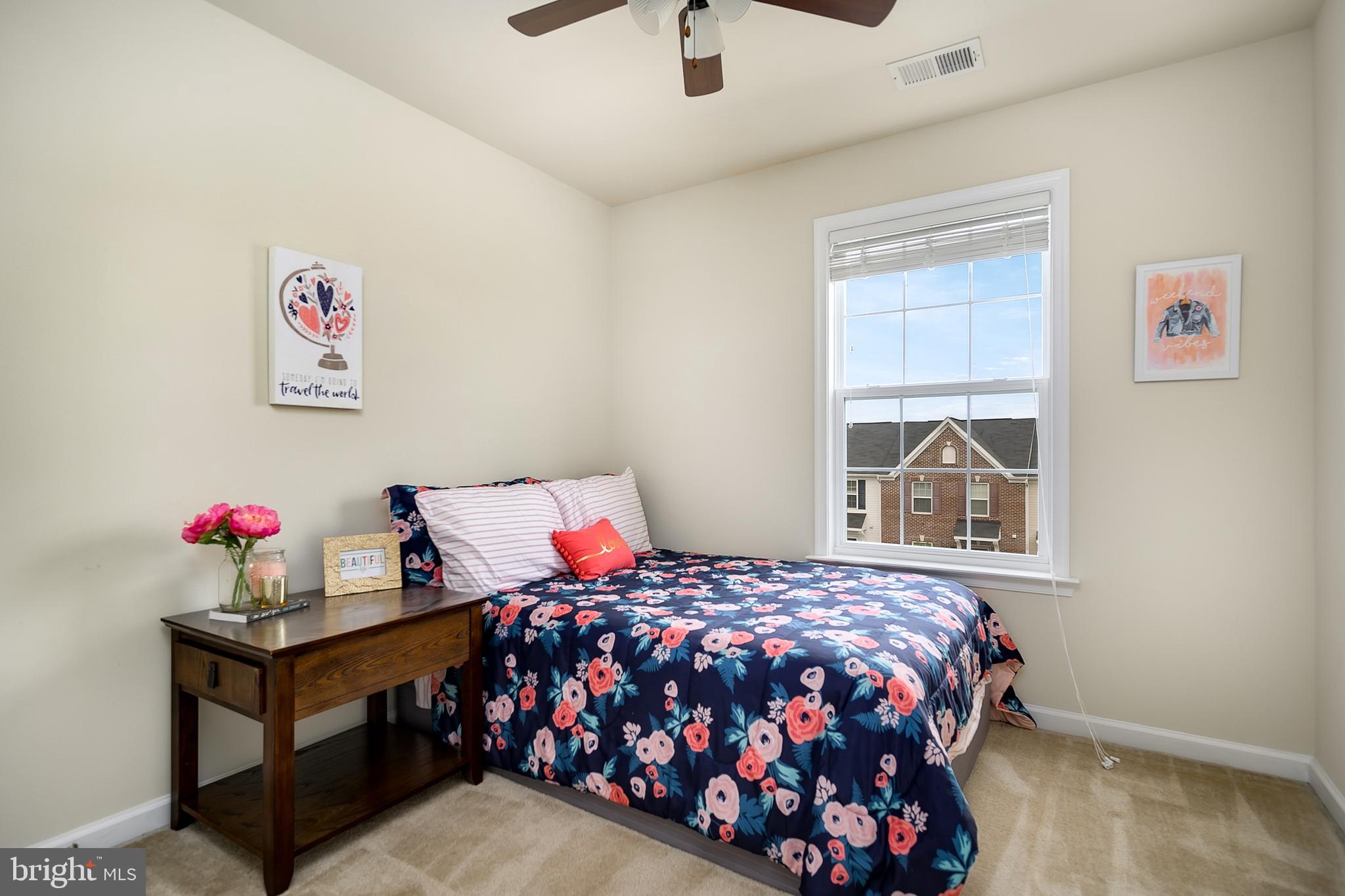 LAKELAND PLACE - Residential