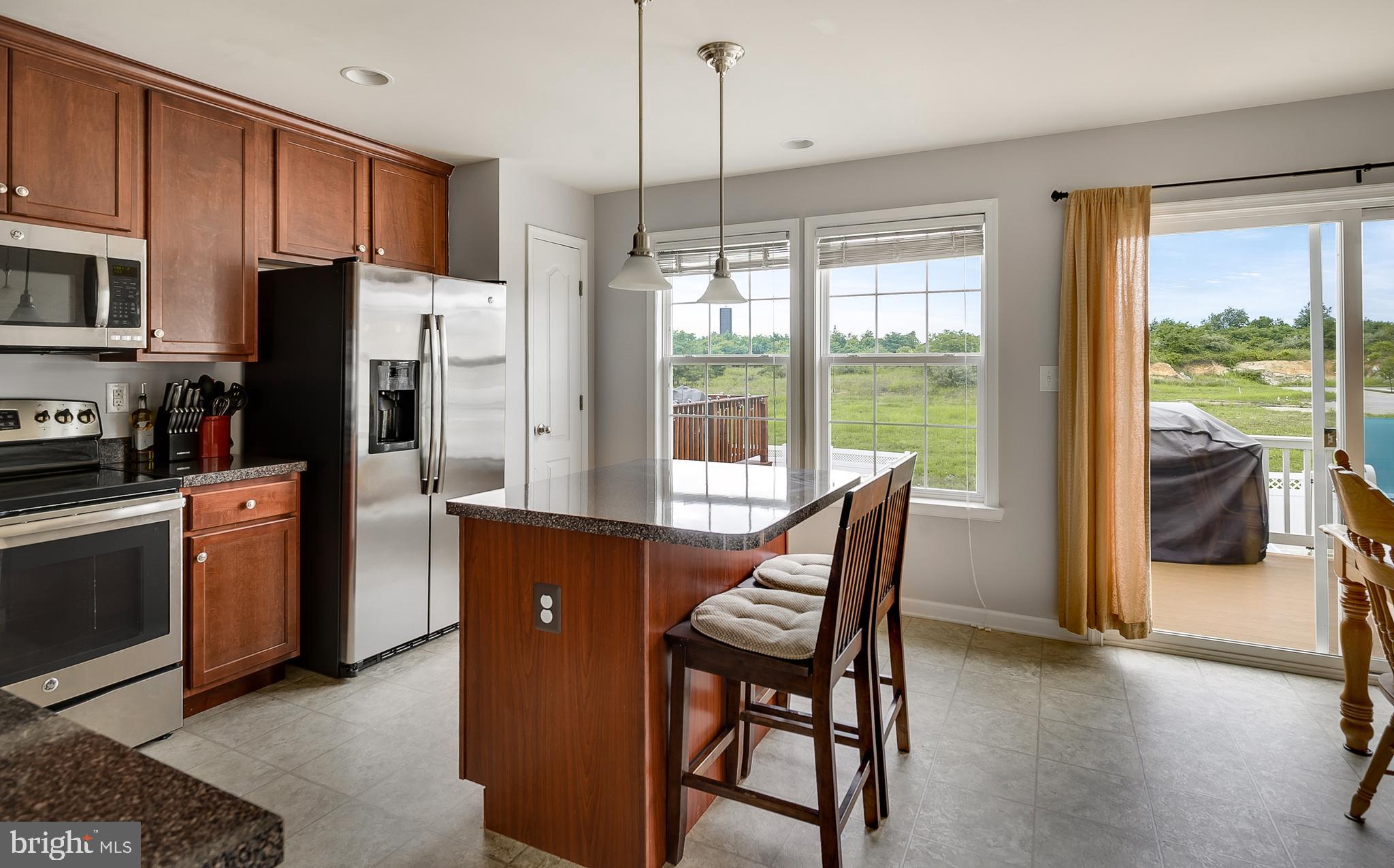 LAKELAND PLACE - Residential