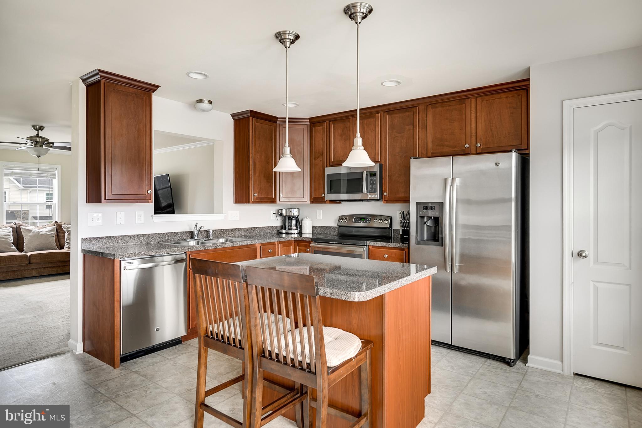 LAKELAND PLACE - Residential