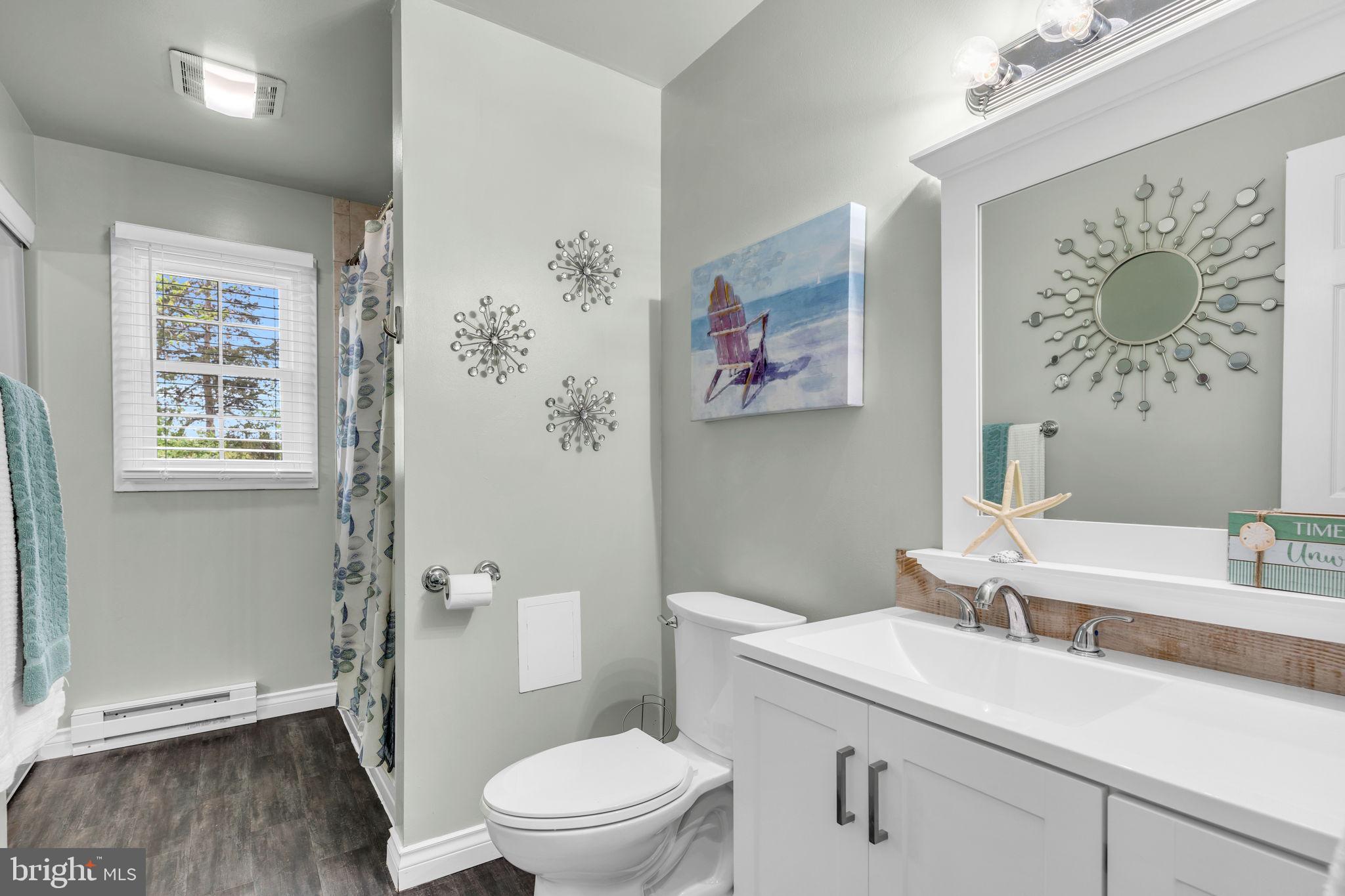 LAKE MEADE - Residential