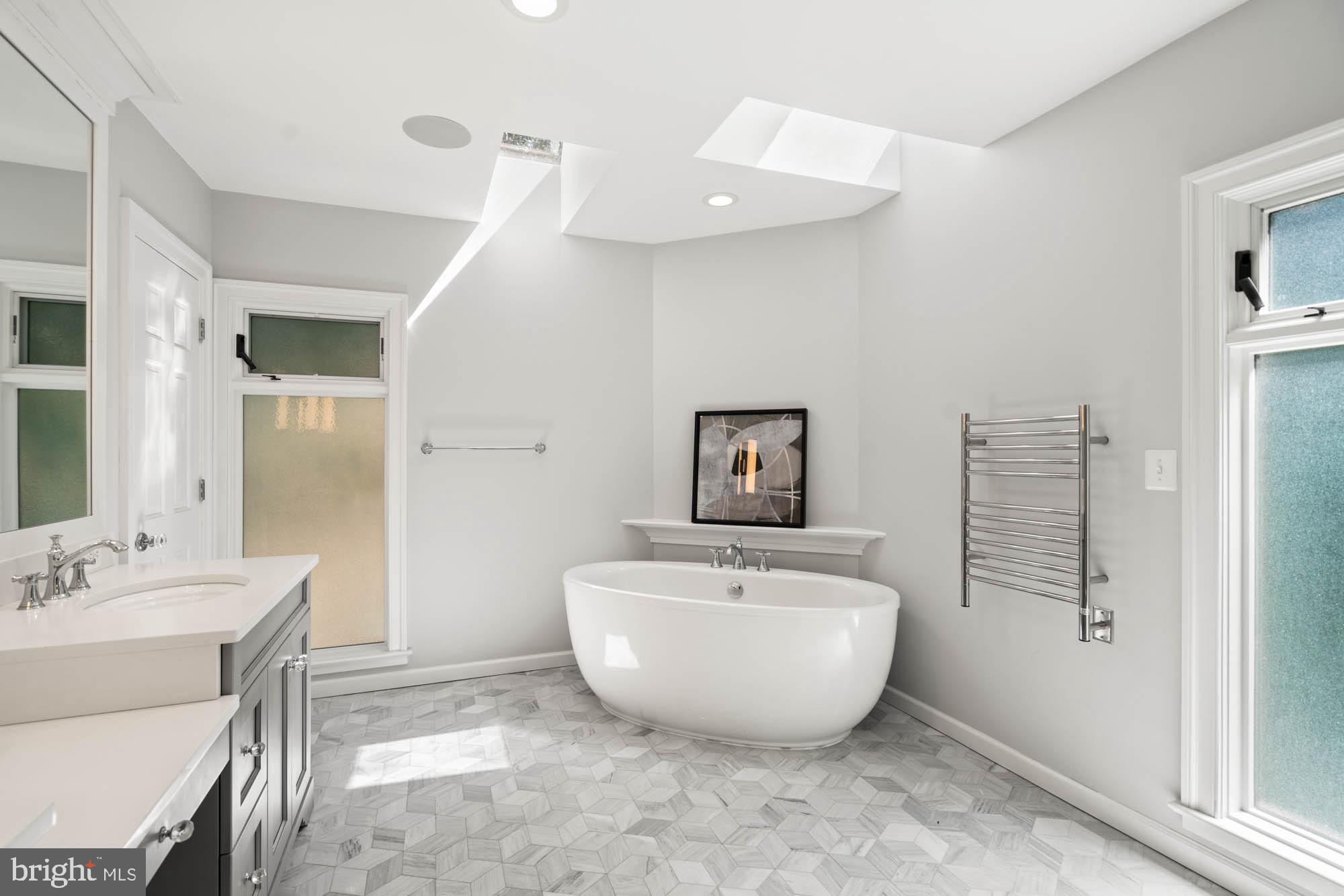 RIVER OAKS - Residential