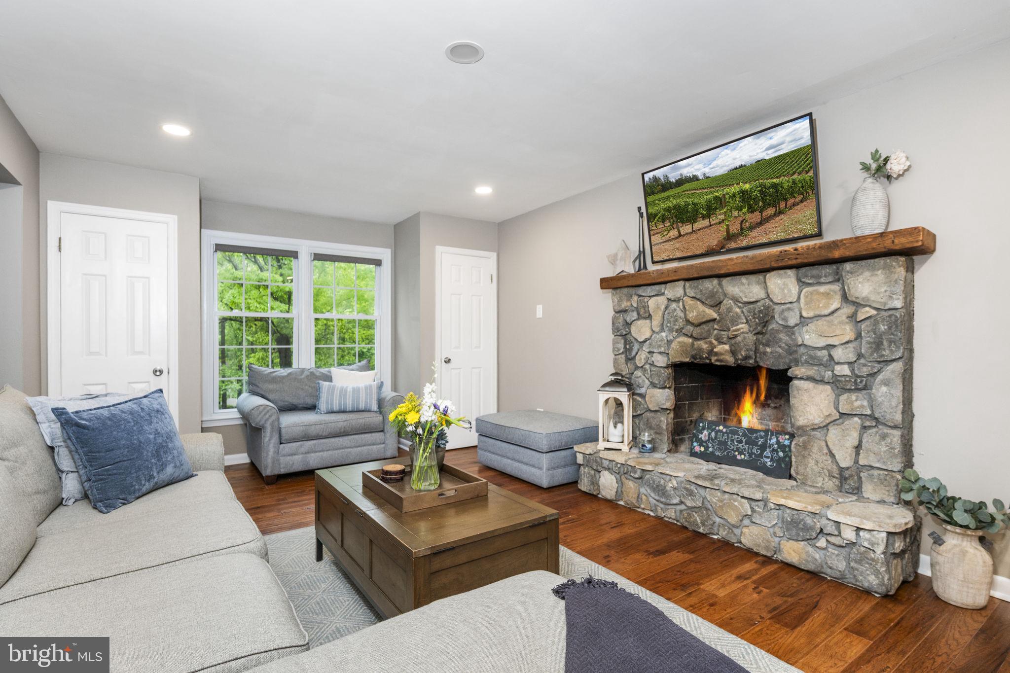 1406 STEEPLE CHASE ROAD
