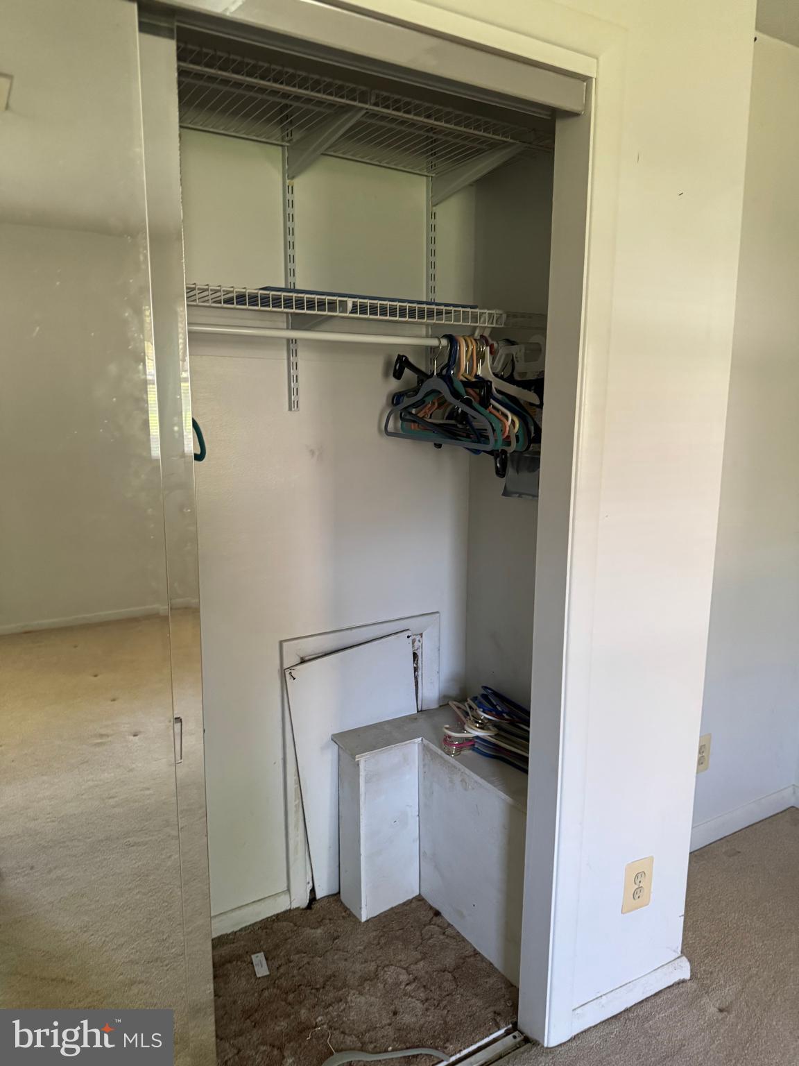 NORRIS PYLES - Residential