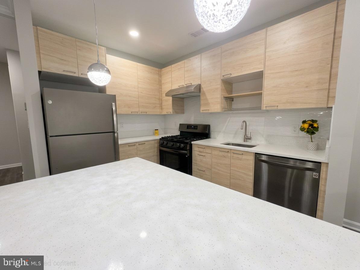 13341 CONNOR DRIVE T T