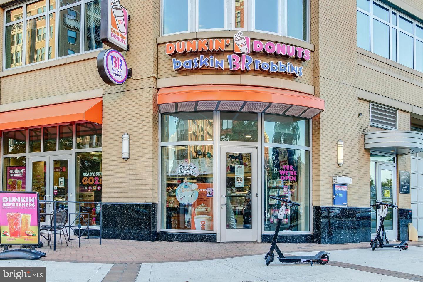 CLARENDON 1021 - Residential Lease