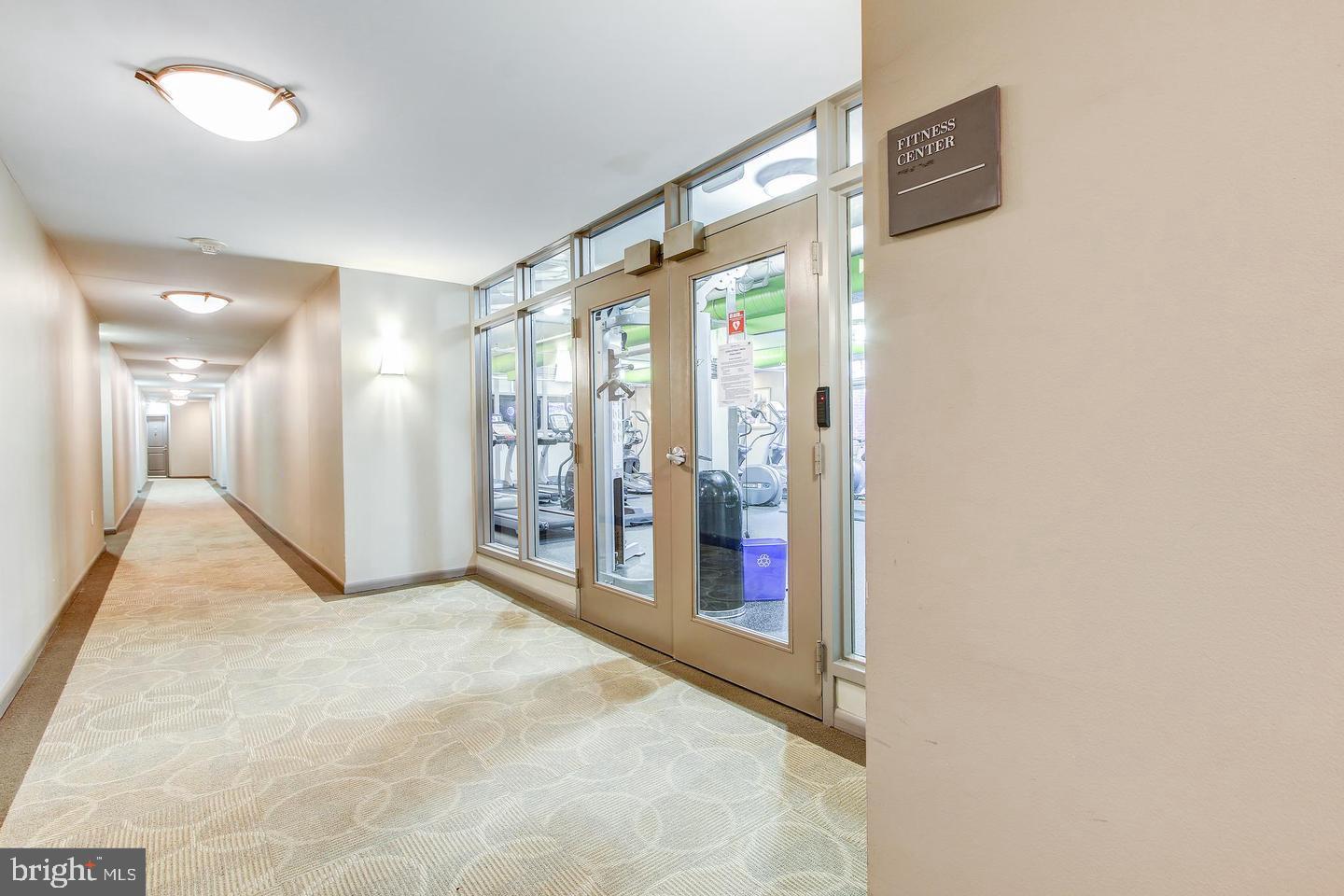 CLARENDON 1021 - Residential Lease