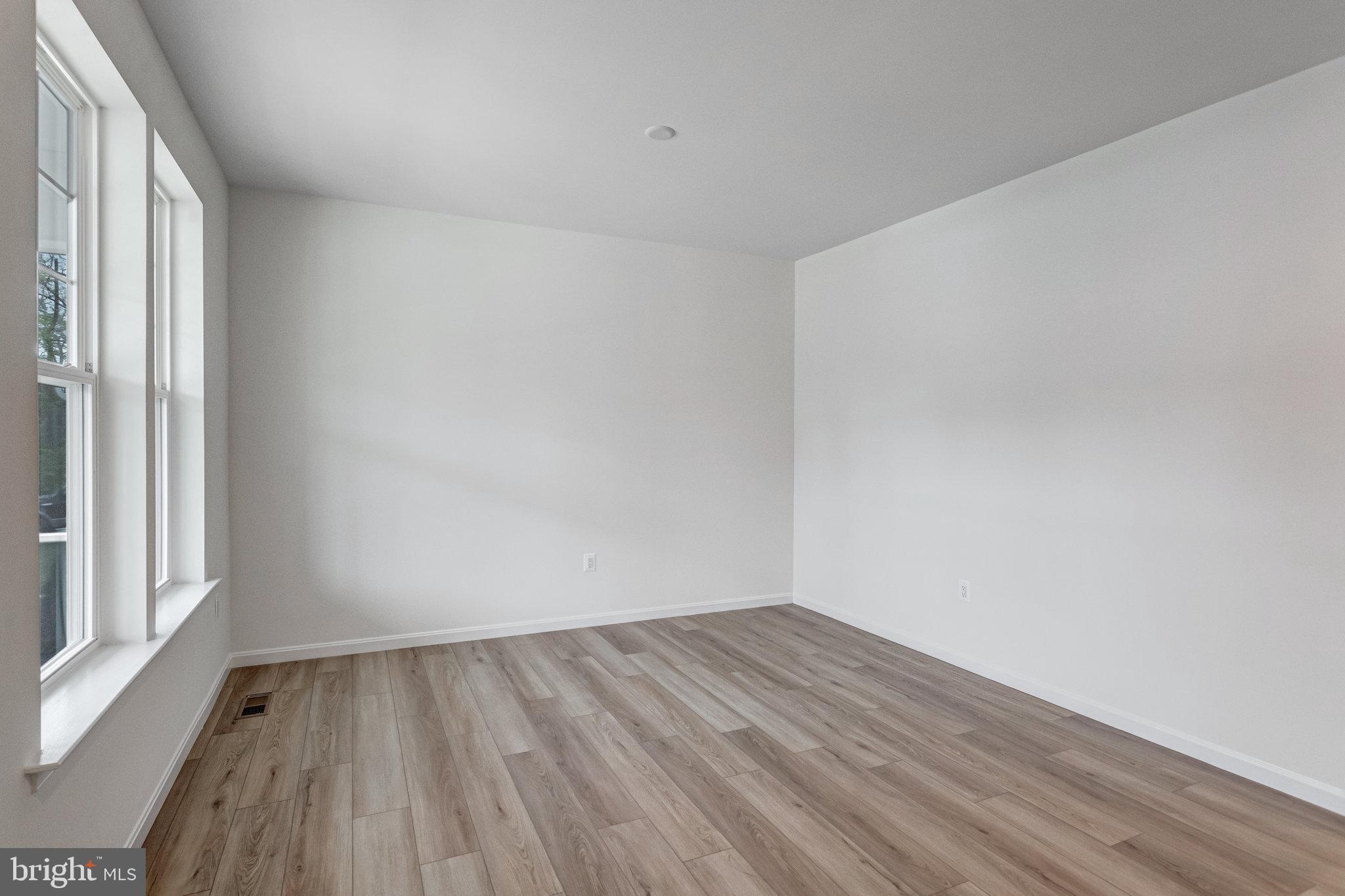 7118 BRAXTON COURT