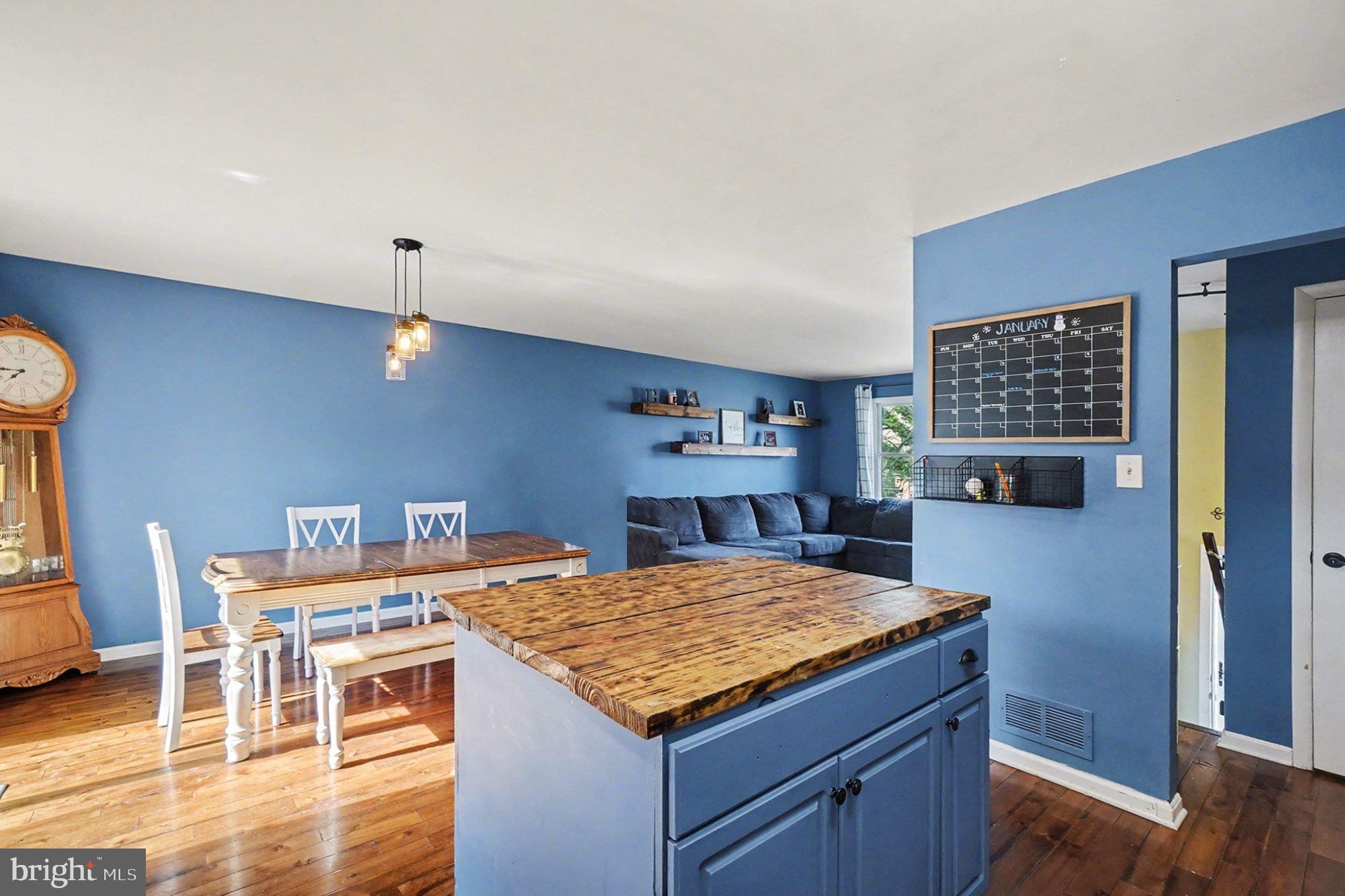 PARKVILLE - Residential