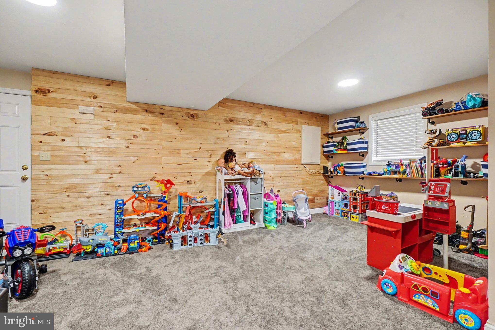 PARKVILLE - Residential