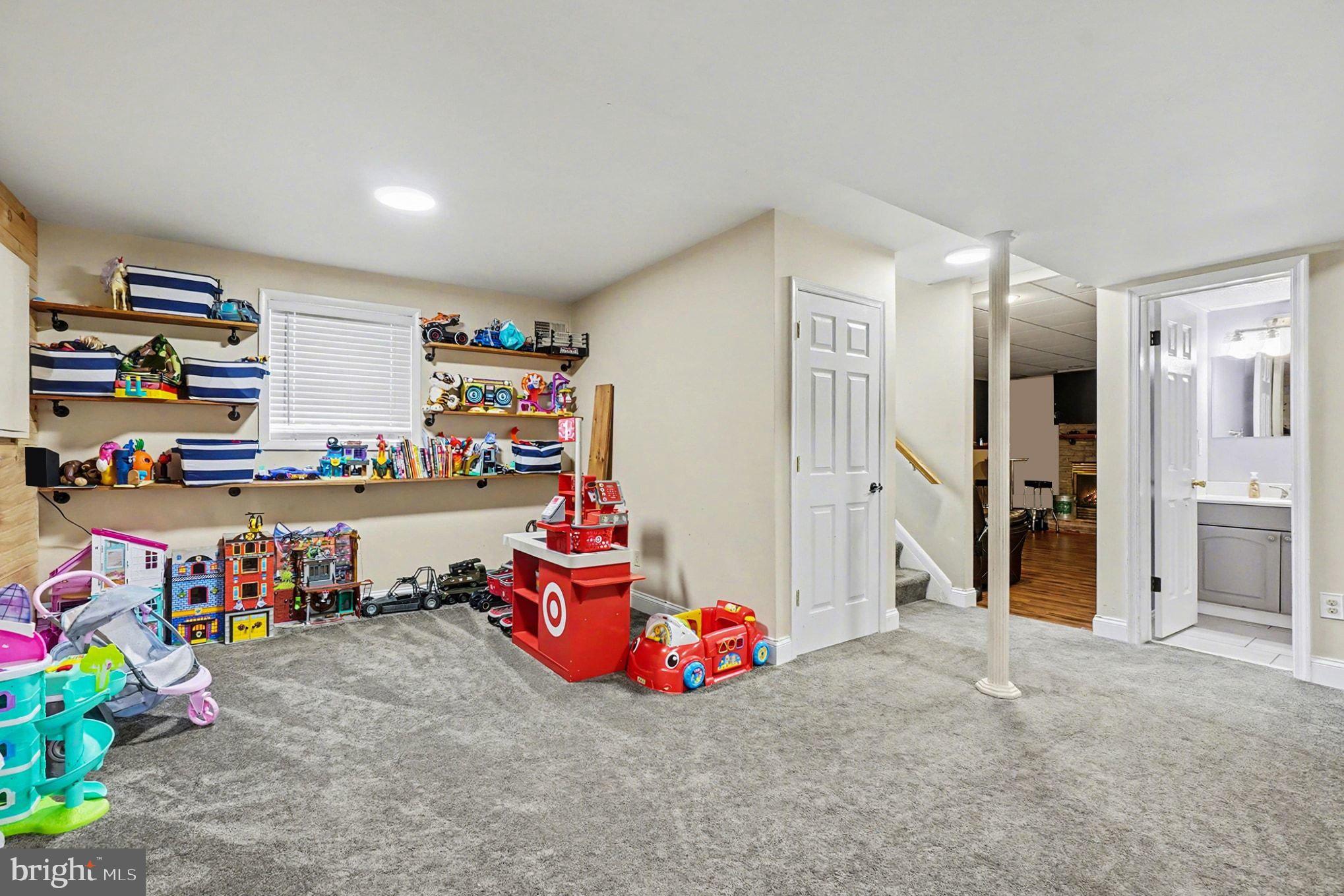 PARKVILLE - Residential