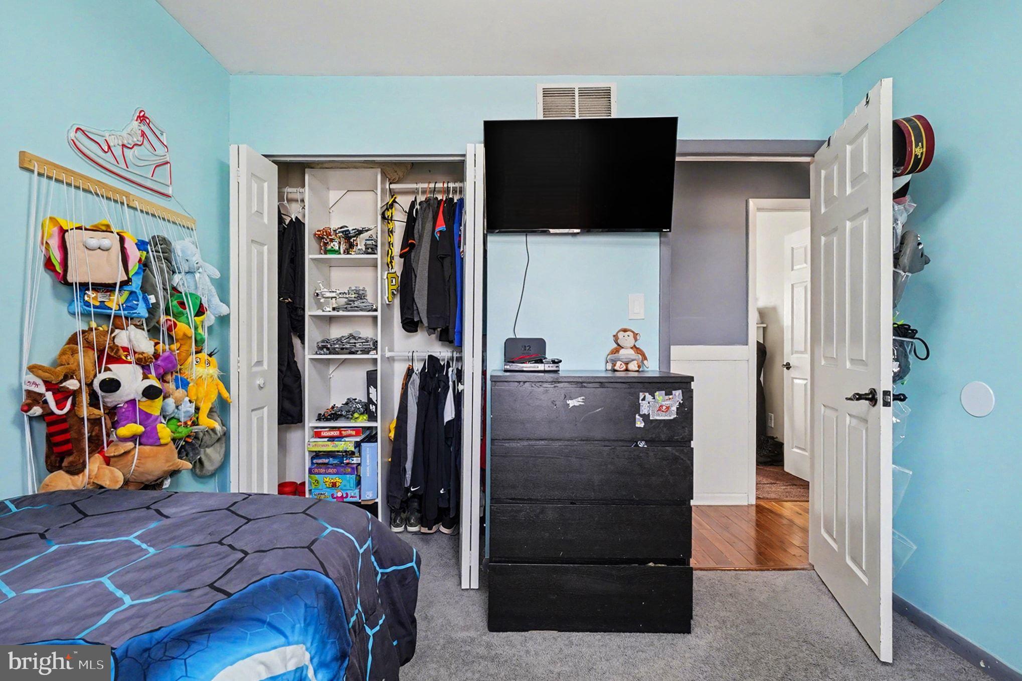 PARKVILLE - Residential