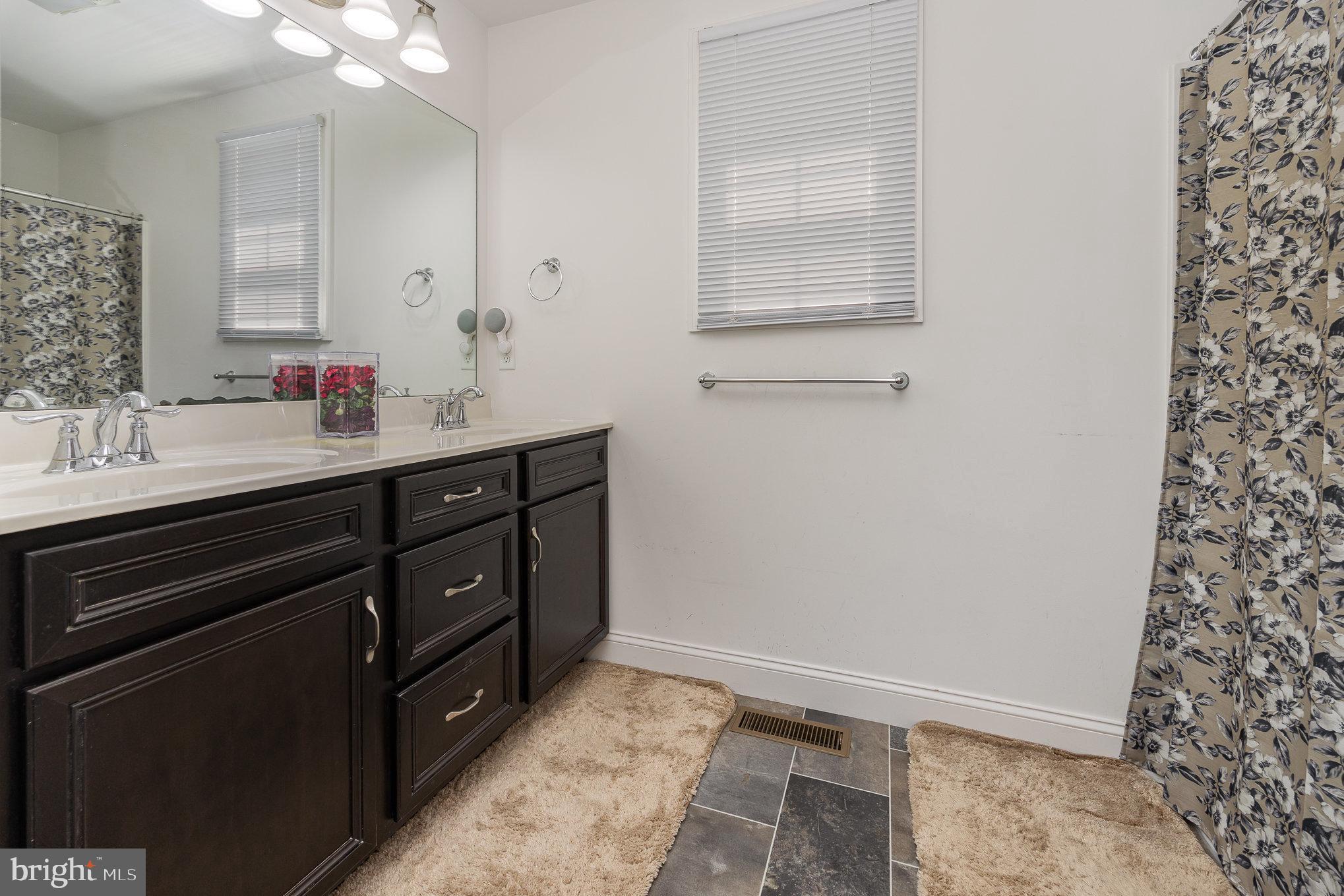 CHAMBERS POINTE - Residential