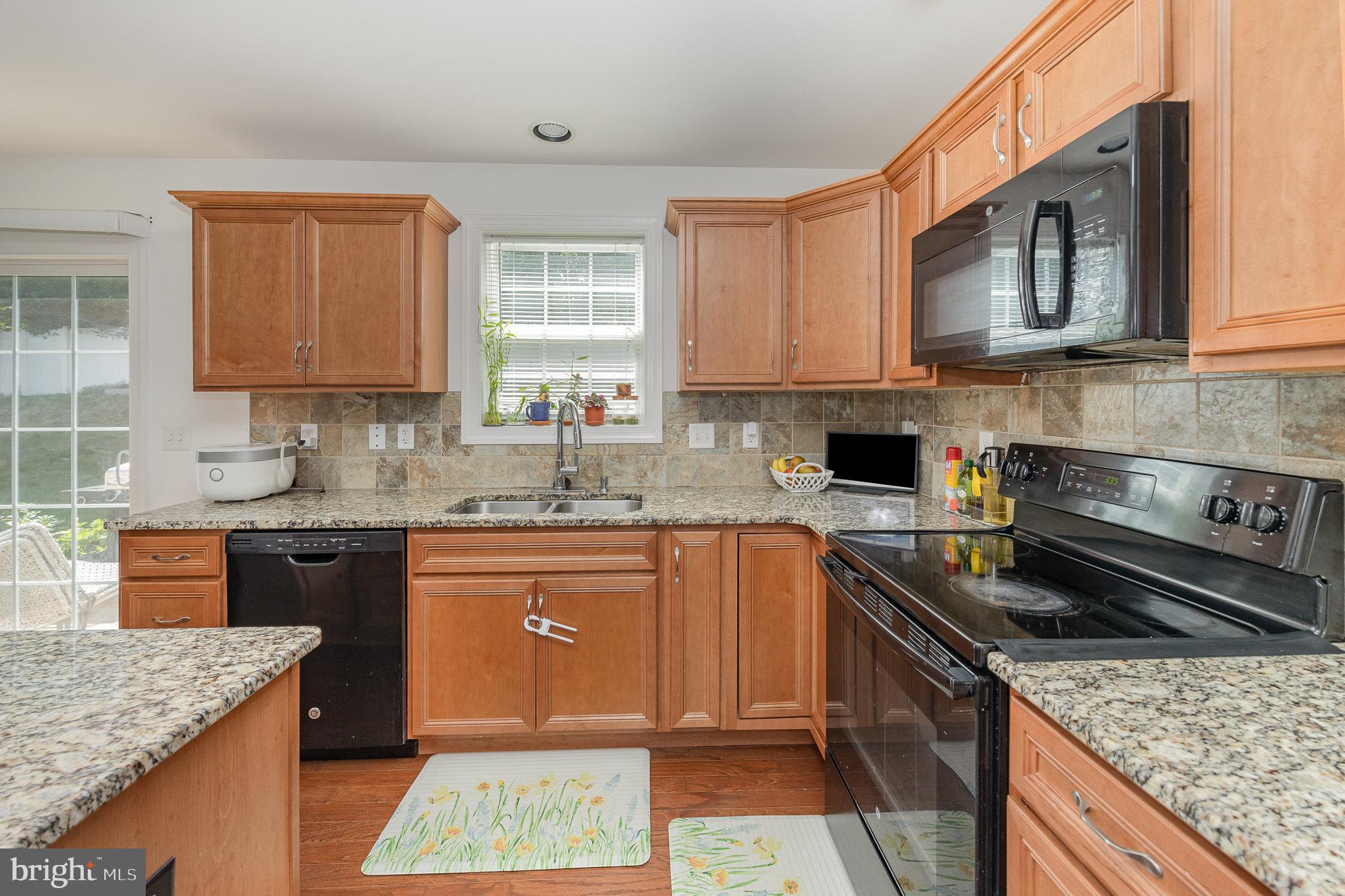 CHAMBERS POINTE - Residential