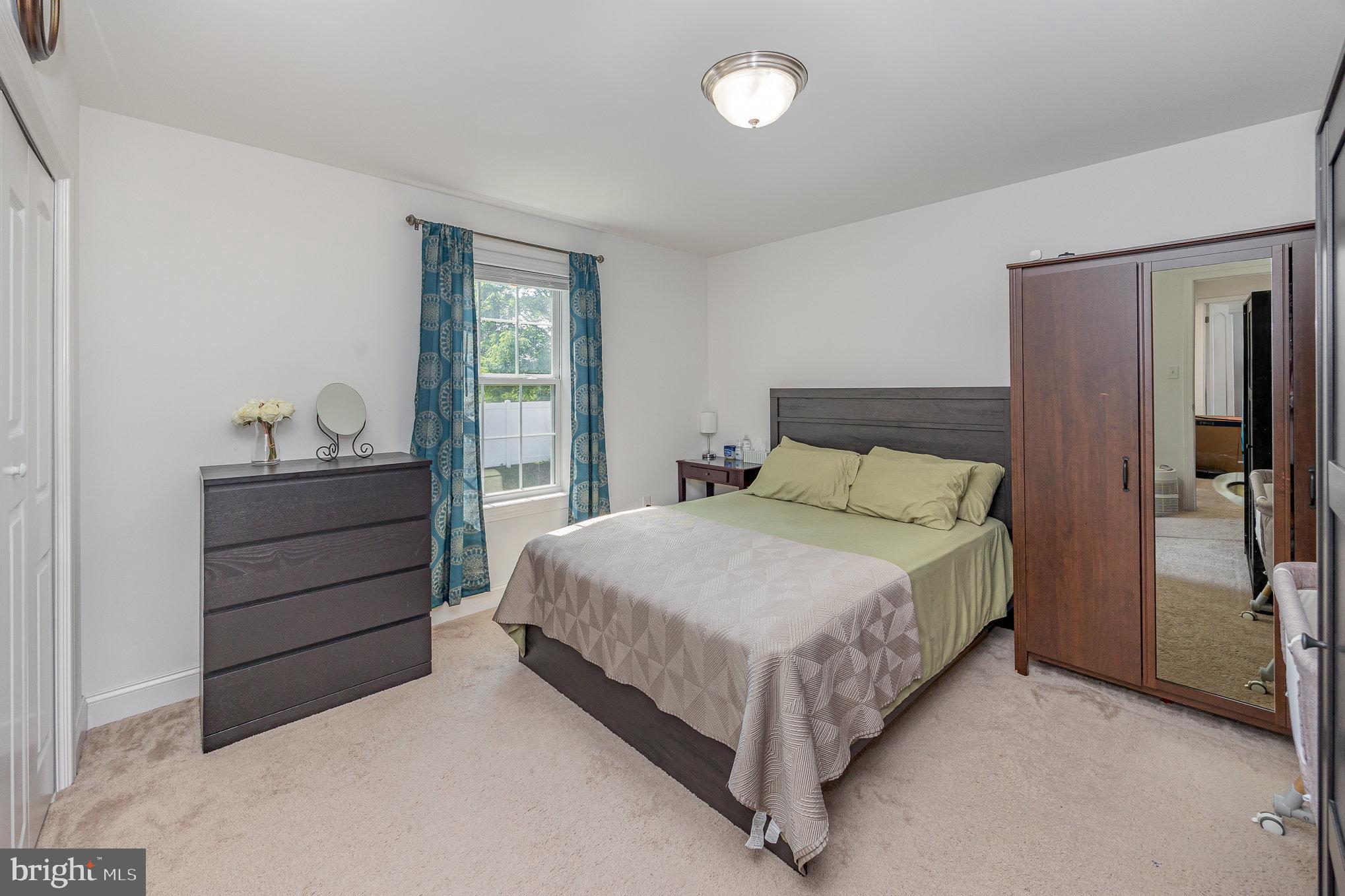 CHAMBERS POINTE - Residential