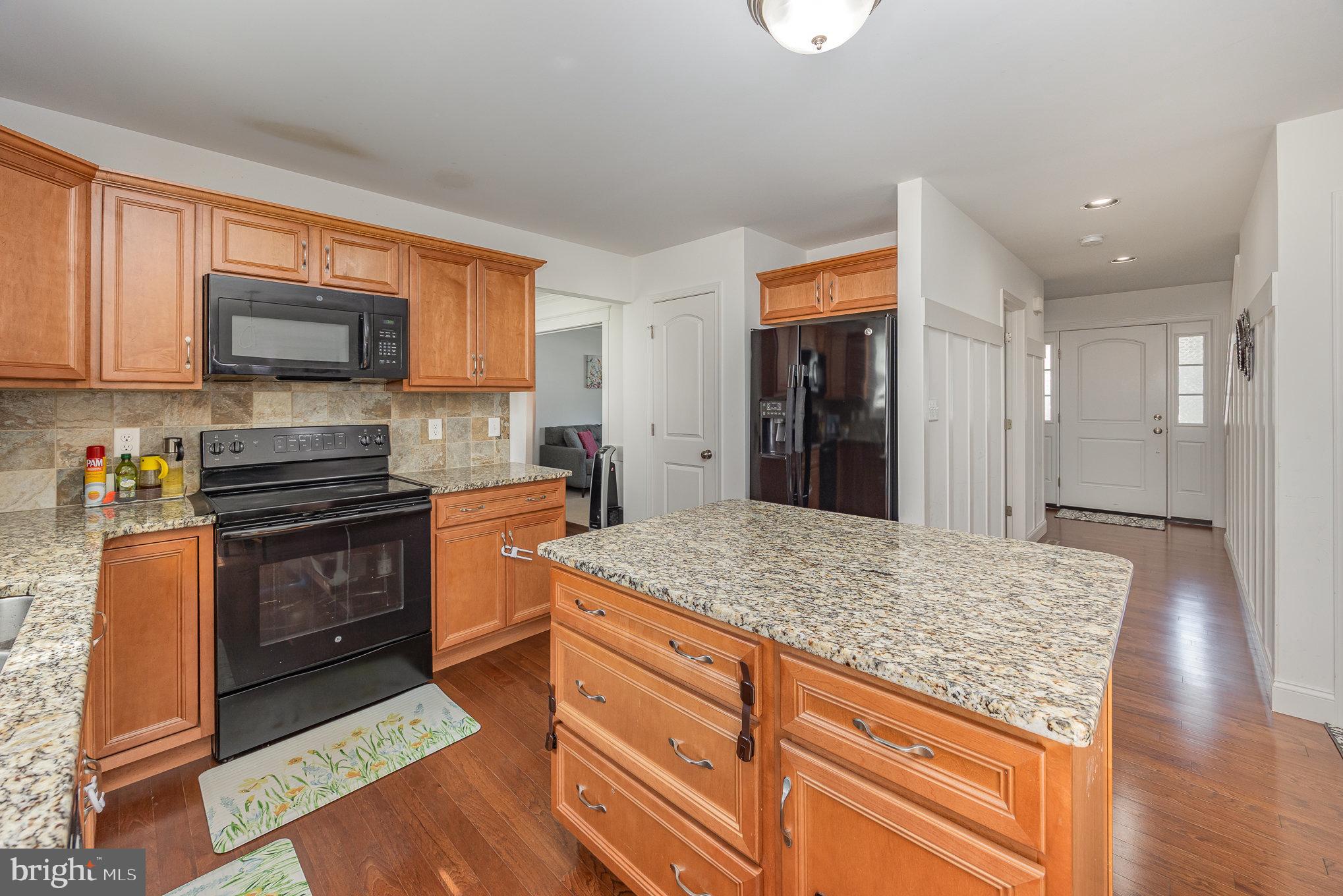 CHAMBERS POINTE - Residential