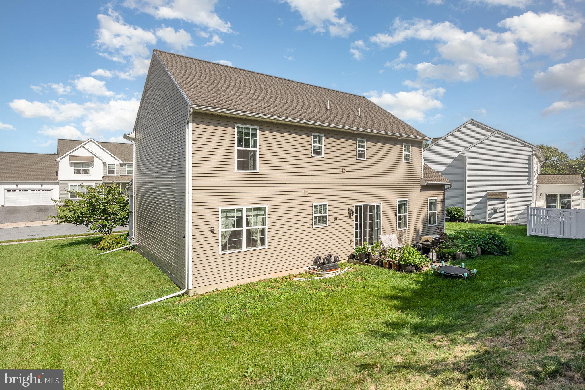 CHAMBERS POINTE - Residential